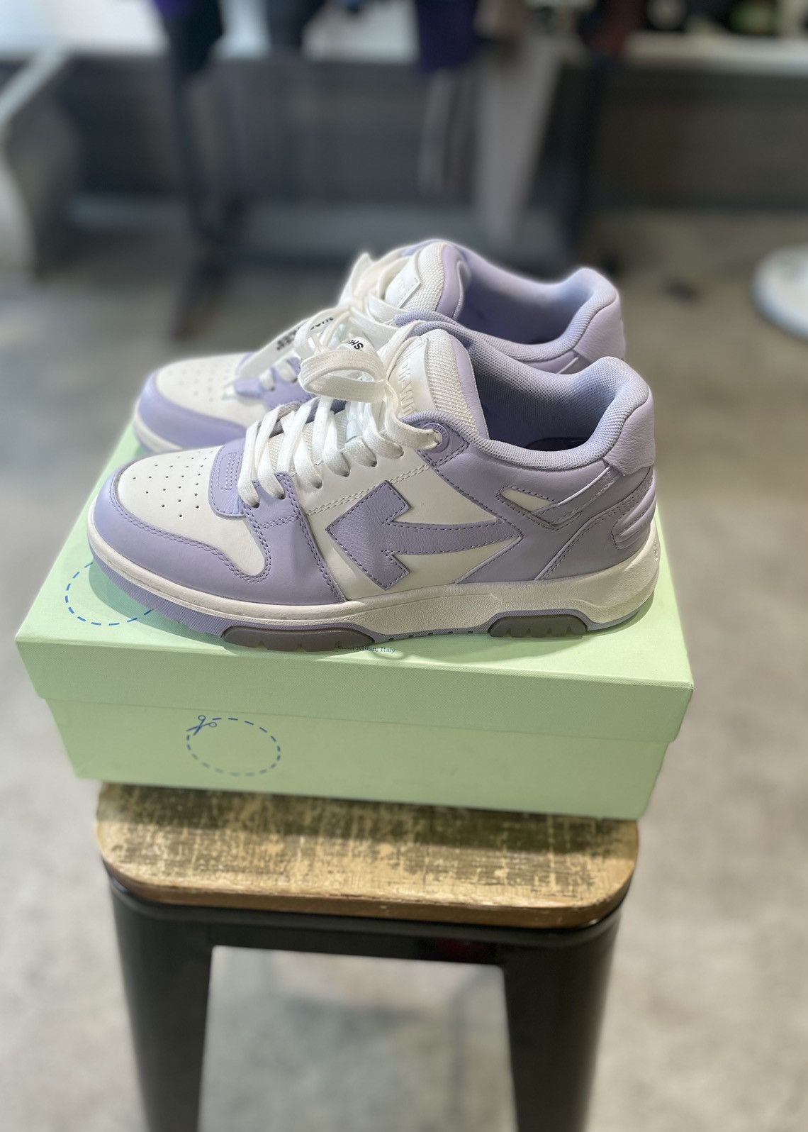 Off-White Off-White Out Of Office Calf Leather Sneakers White/Purple Size US 10 / IT 40 - 8 Thumbnail