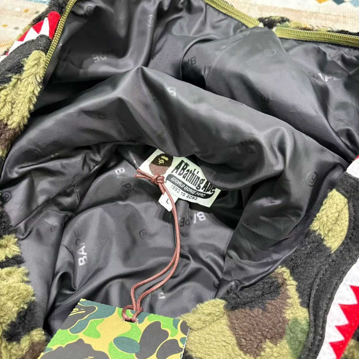 Bape ABC CAMO SHARK FULL ZIP HOODIE Size US L / EU 52-54 / 3 - 7 Thumbnail