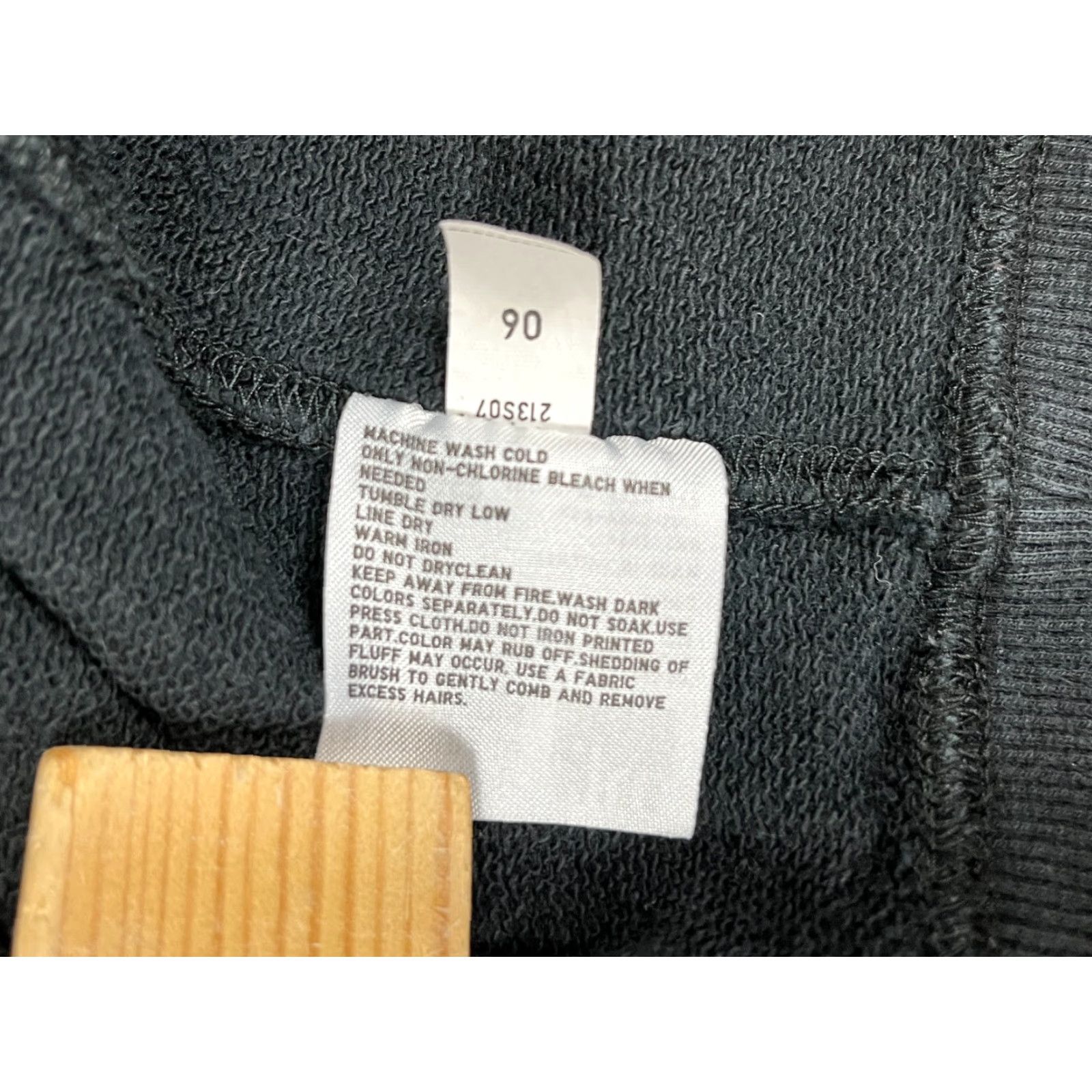 Uniqlo Uniqlo Museum of Fine Arts Boston Crewneck Sweatshirt unisex Adults Small Black Cotton Graphic Print Sweatshirt Size US S / EU 44-46 / 1 - 7 Thumbnail