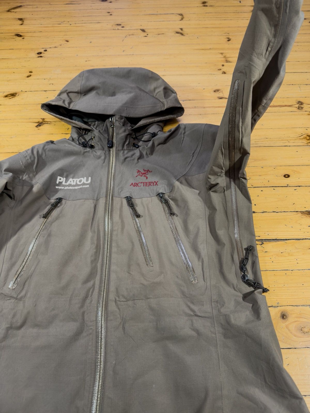 Arc'teryx Arcteryx proshell lightweight gore tex rain proof jacket Size US M / EU 48-50 / 2 - 6 Thumbnail