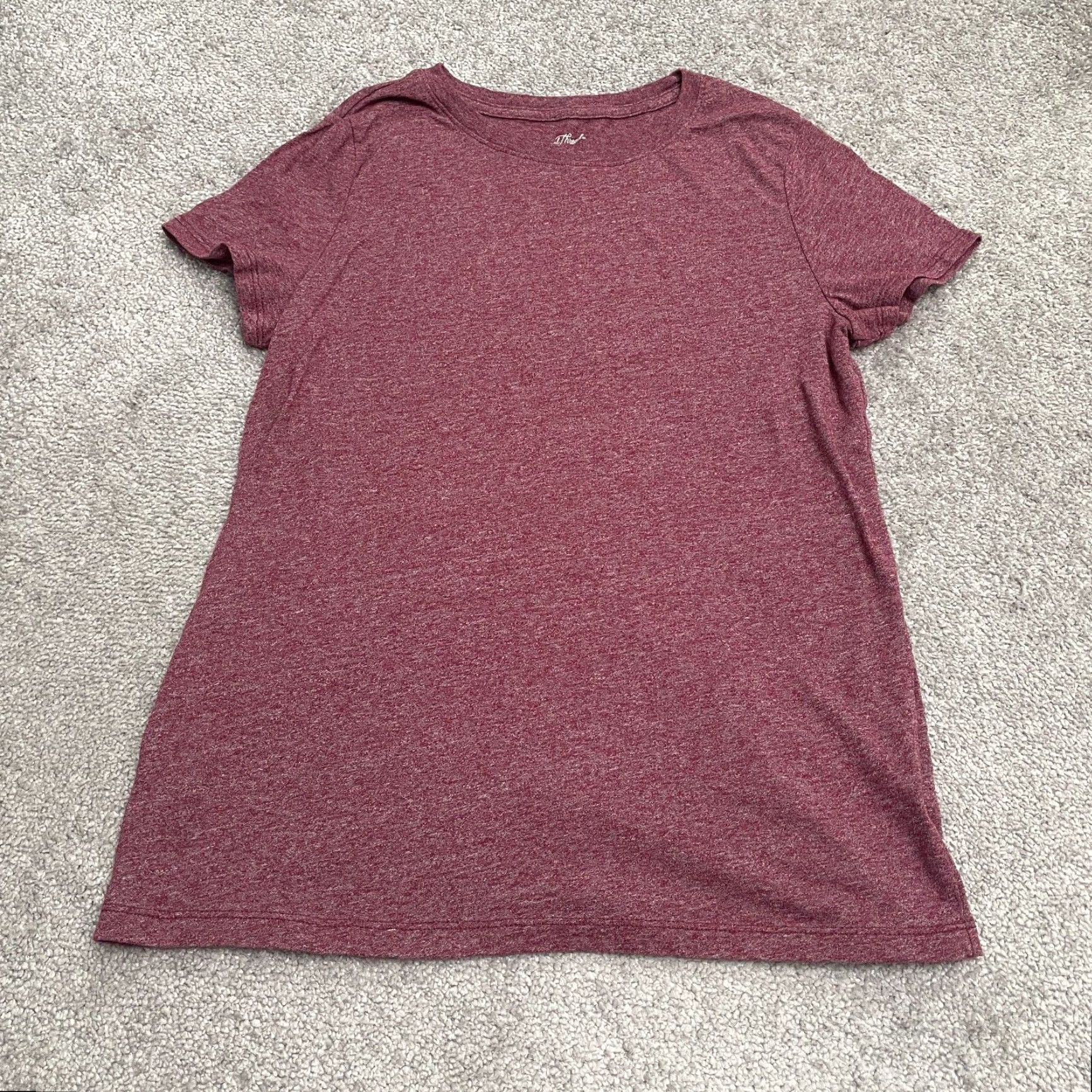 Vintage Universal Thread Basic T-Shirt Women Small Red Crew Neck Short Sleeve Casual Tee Size S / US 4 / IT 40 - 2 Thumbnail