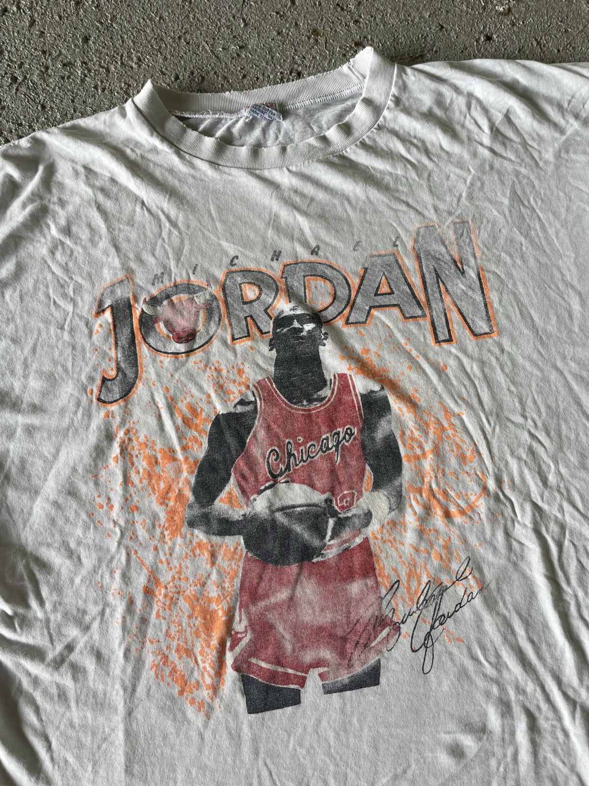 Vintage Rare Vintage 80s Michael Jordan Bootleg Tee Size US L / EU 52-54 / 3 - 2 Thumbnail