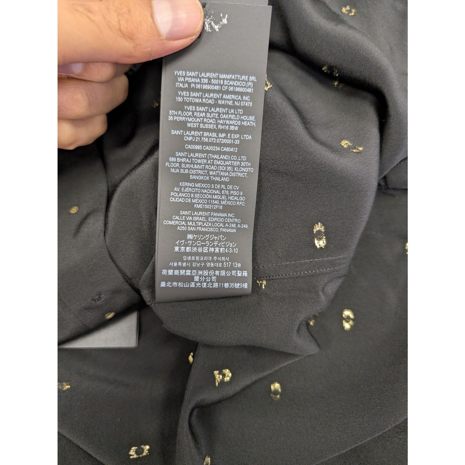 Saint Laurent Paris o1rshd1 Black with Gold Dots Button up Shirt in Black Size US M / EU 48-50 / 2 - 19 Thumbnail