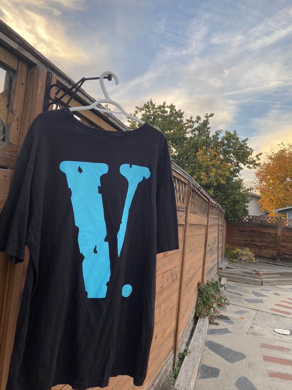 Vlone Vlone x Barneys - Japan Exclusive Size US XL / EU 56 / 4 - 3 Thumbnail