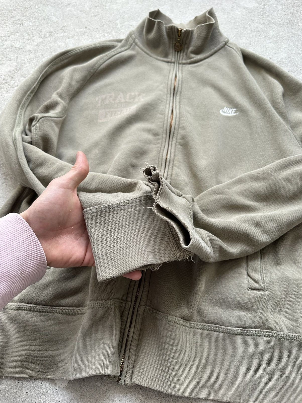 Nike × Vintage Vintage Nike Track and Field Sweatshirt Size US M / EU 48-50 / 2 - 3 Thumbnail