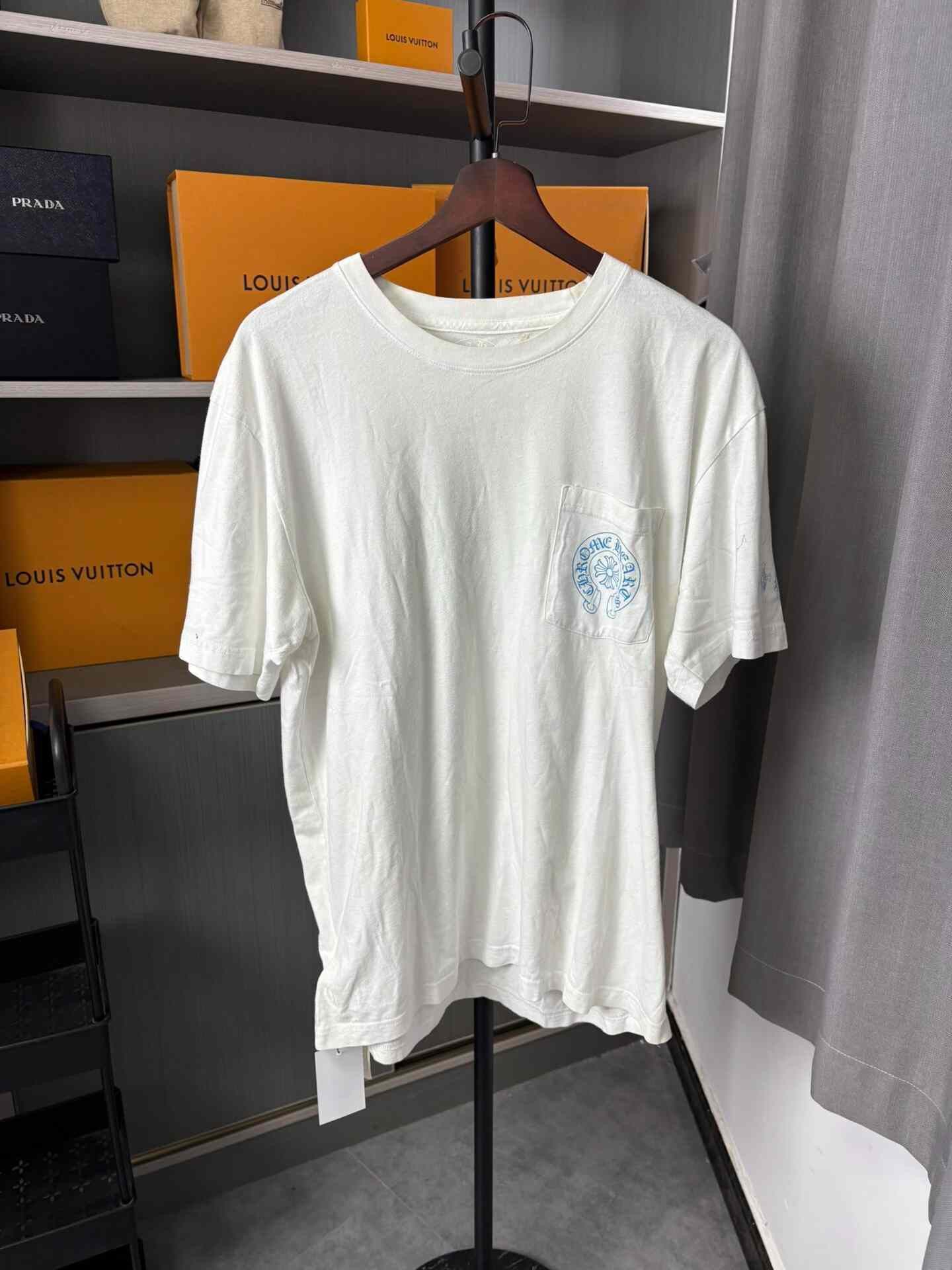 Chrome Hearts Chrome Hearts White T-Shirt L Men Size US L / EU 52-54 / 3 - 1 Thumbnail