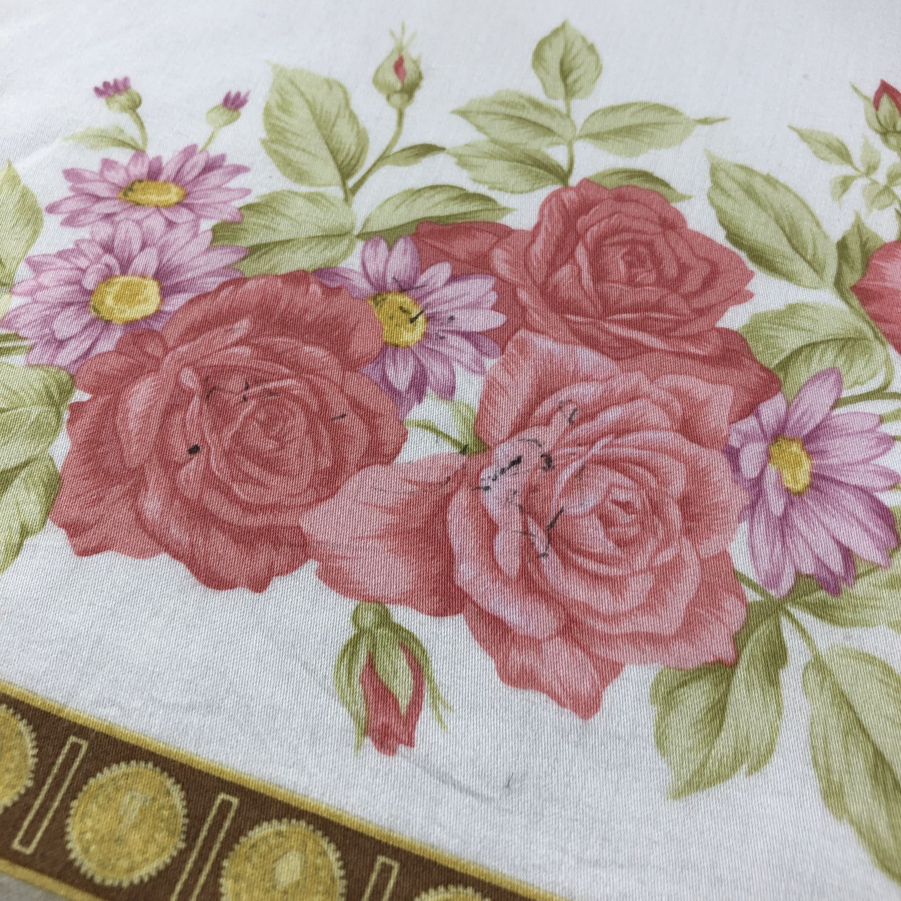 Burberry Burberrys Floral Handkerchief Neckerchief Bandana H1512 Size ONE SIZE - 5 Thumbnail