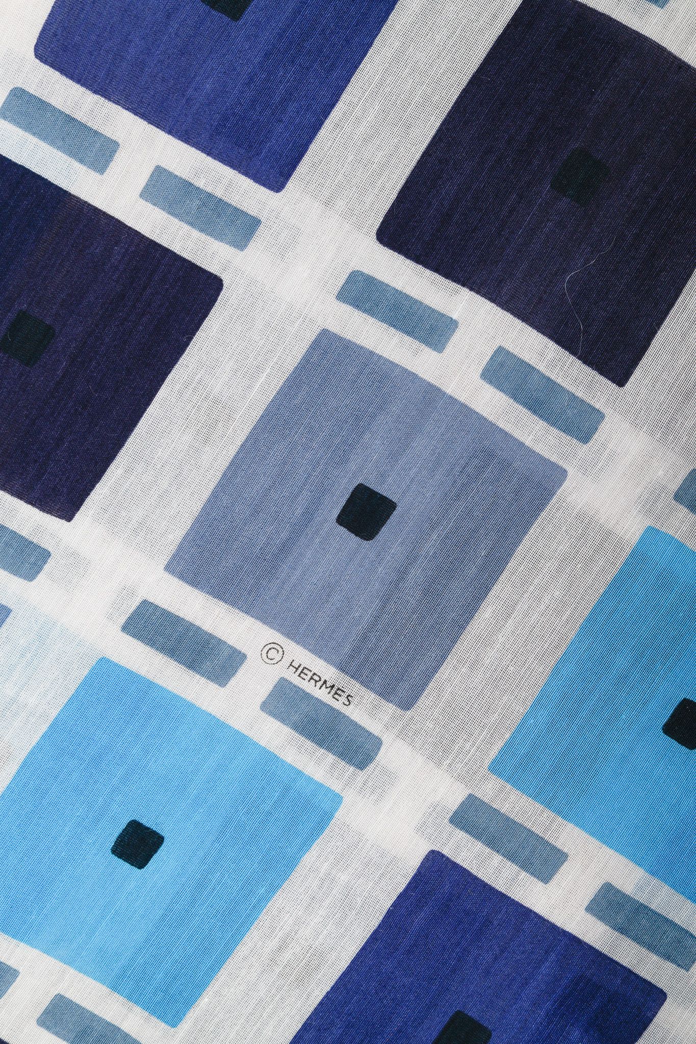 Hermes Hermes 140 White & Blue Cotton-Blend Square-Print Scarf Size ONE SIZE - 4 Thumbnail