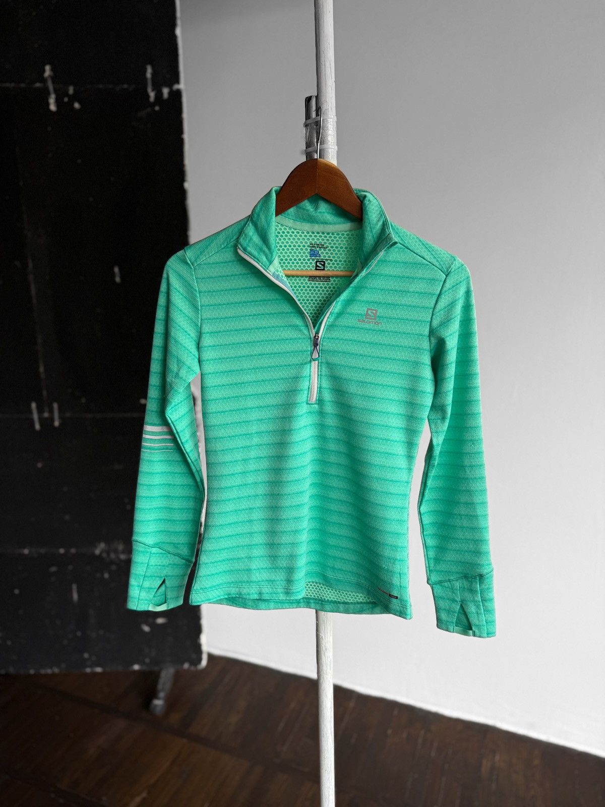 Salomon Salomon Womens Lightweight Aqua LS Top Half Zip Size - XS/S Size XS / US 0-2 / IT 36-38 - 3 Thumbnail