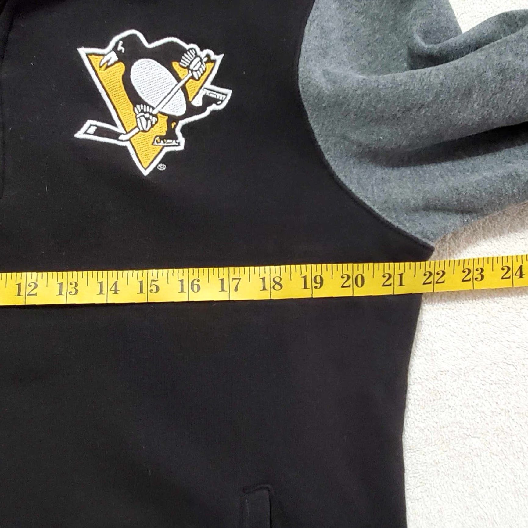 NHL Pittsburgh Penguins NHL Pullover 1/4 Zip Men’s M Long Sleeve Jacket Size US M / EU 48-50 / 2 - 4 Thumbnail
