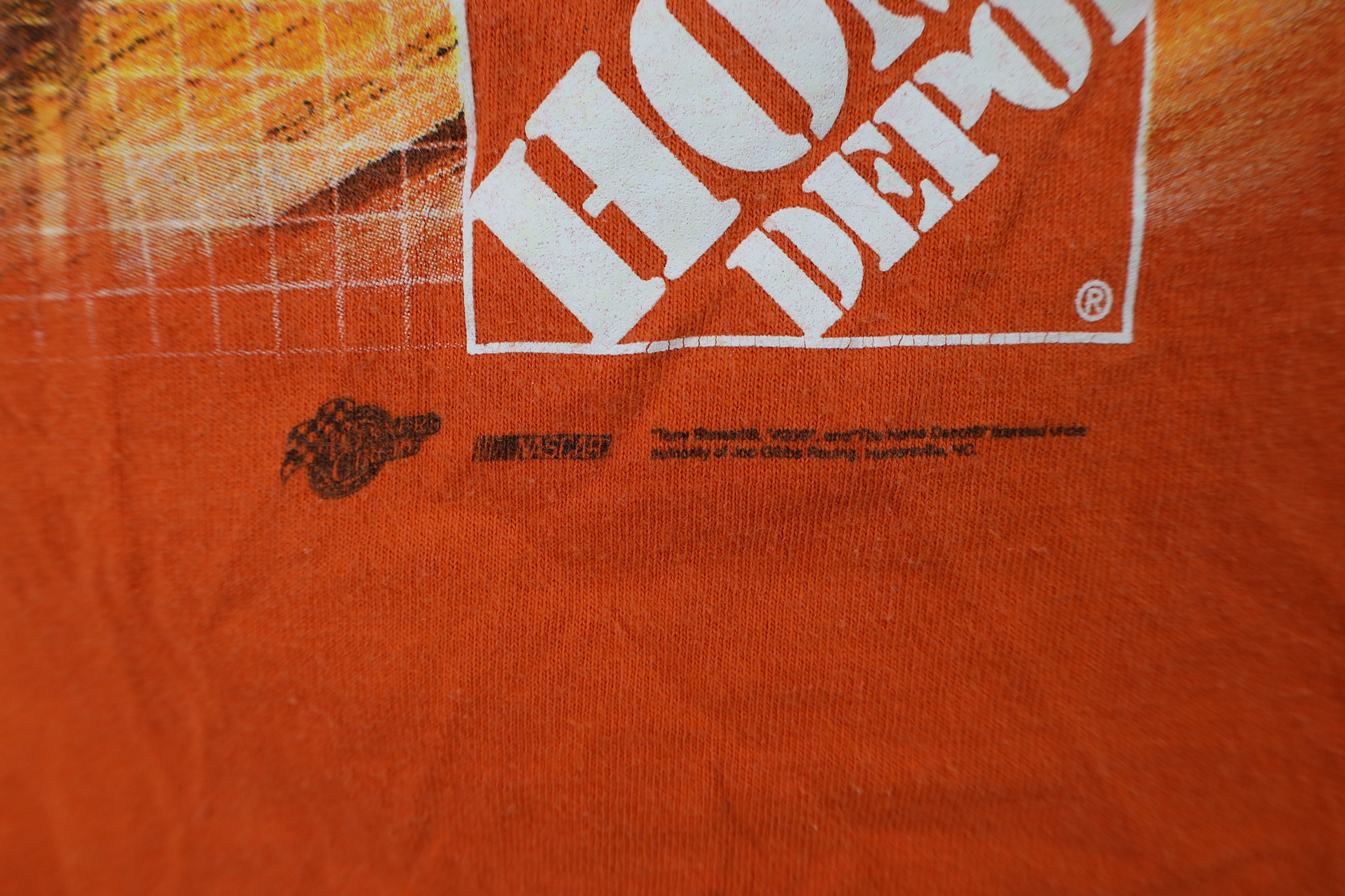 Vintage Vintage Y2K NASCAR Home Depot Tony Stewart Racing T-Shirt Size US M / EU 48-50 / 2 - 9 Thumbnail