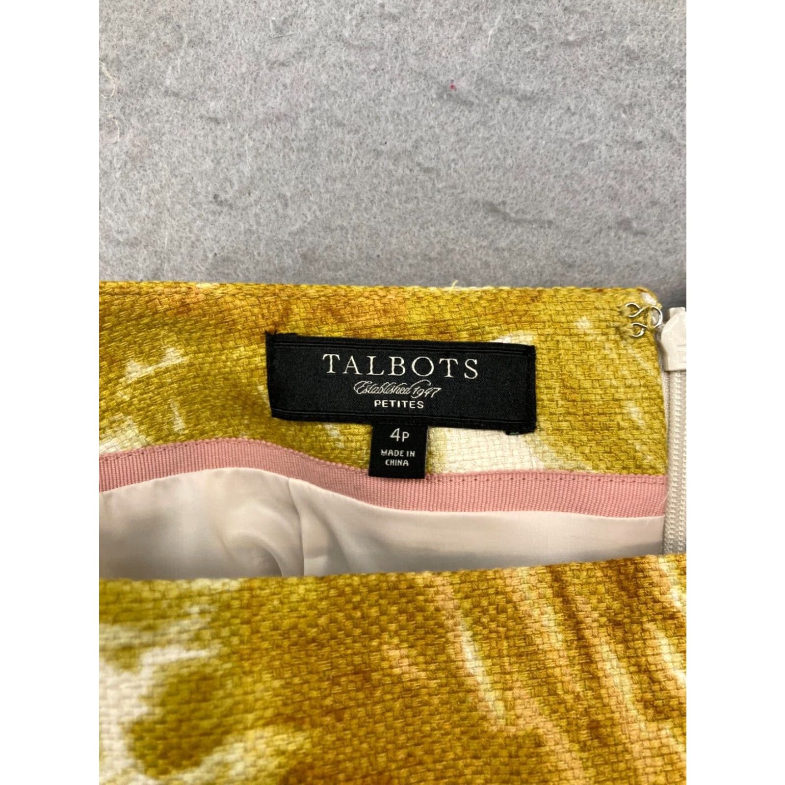 Talbots Talbots Petite Abstract Career Skirt 4 Short Size 27" / US 4 / IT 40 - 6 Thumbnail
