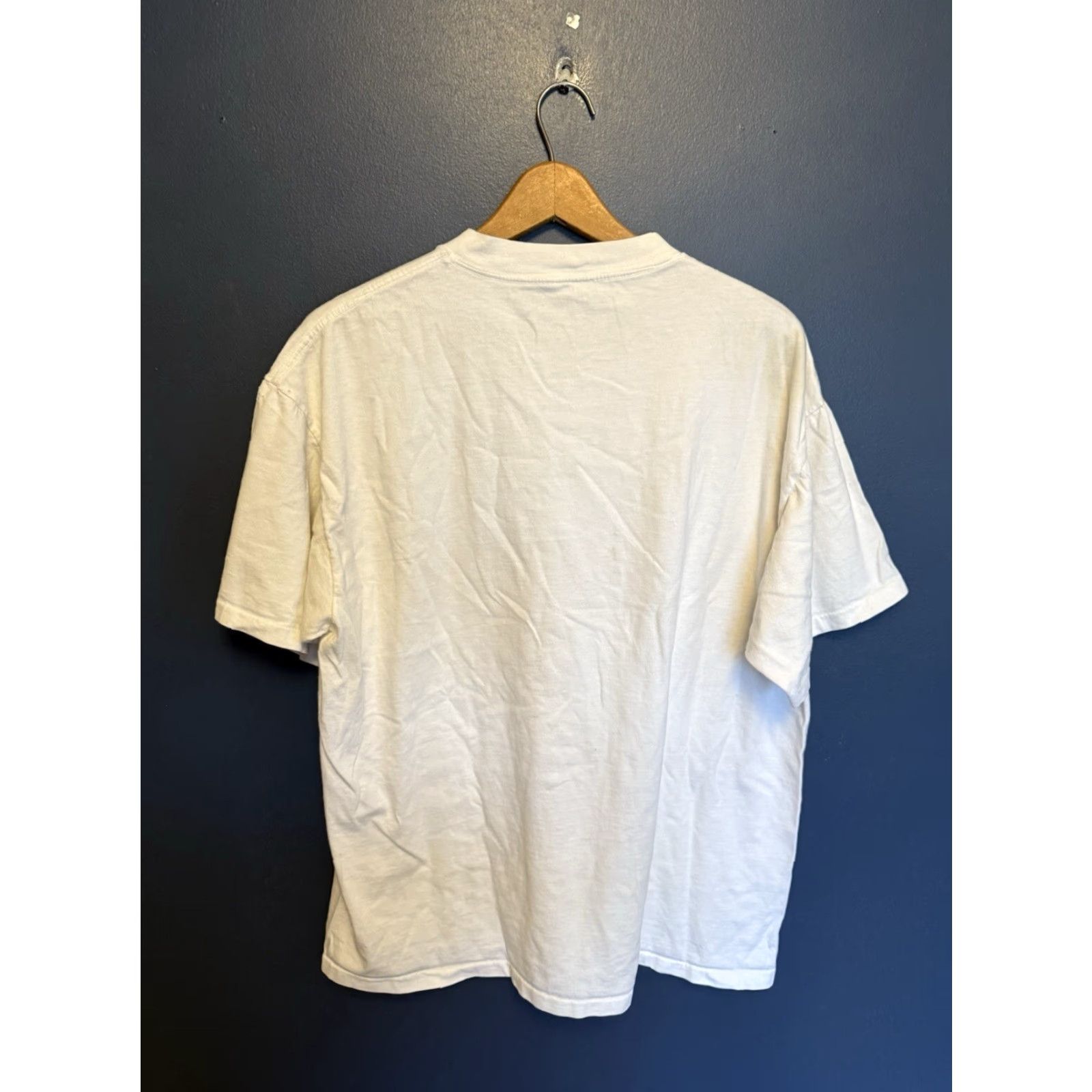 Vintage VINTAGE 90s Squirrel Nut Zippers Peanuts Tee Shirt L Mens White 90s Zipper Peanut Shirt Size US L / EU 52-54 / 3 - 6 Thumbnail