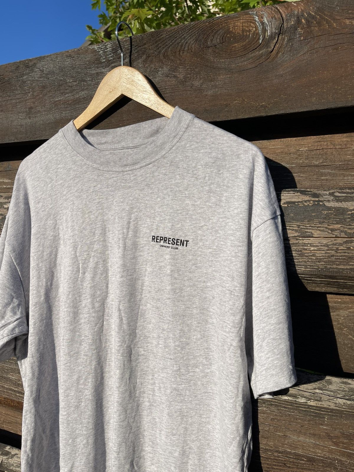 Represent Clo. Represent Owners Club Grey big logo t-shirt Size US M / EU 48-50 / 2 - 7 Thumbnail