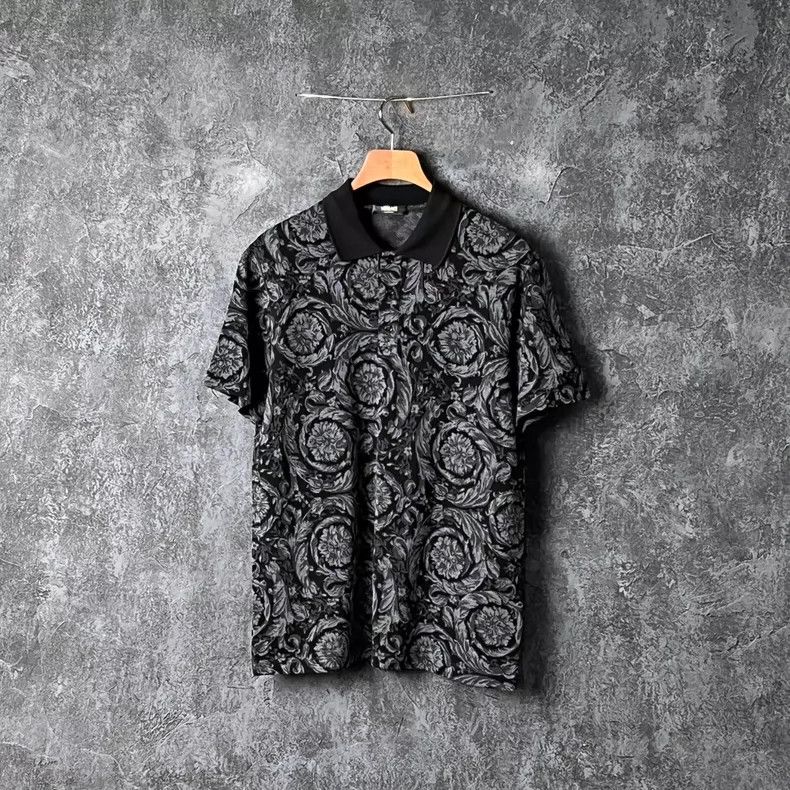 Versace Versace Embroidered Medusa T-shirt Size US L / EU 52-54 / 3 - 1 Thumbnail