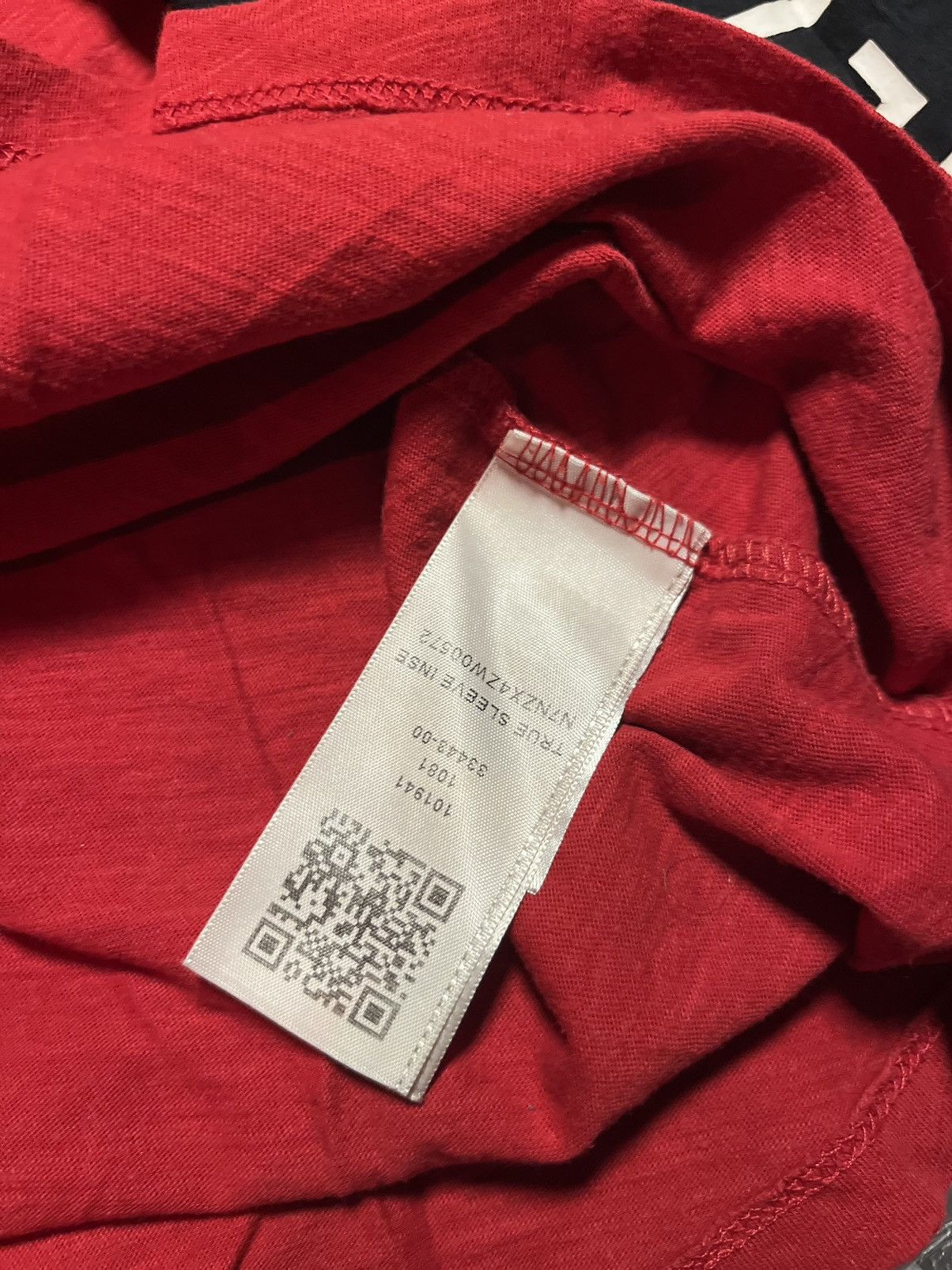True Religion True Religion Red Layered Long-Sleeve Henley (2000s Revival) Size US L / EU 52-54 / 3 - 7 Thumbnail