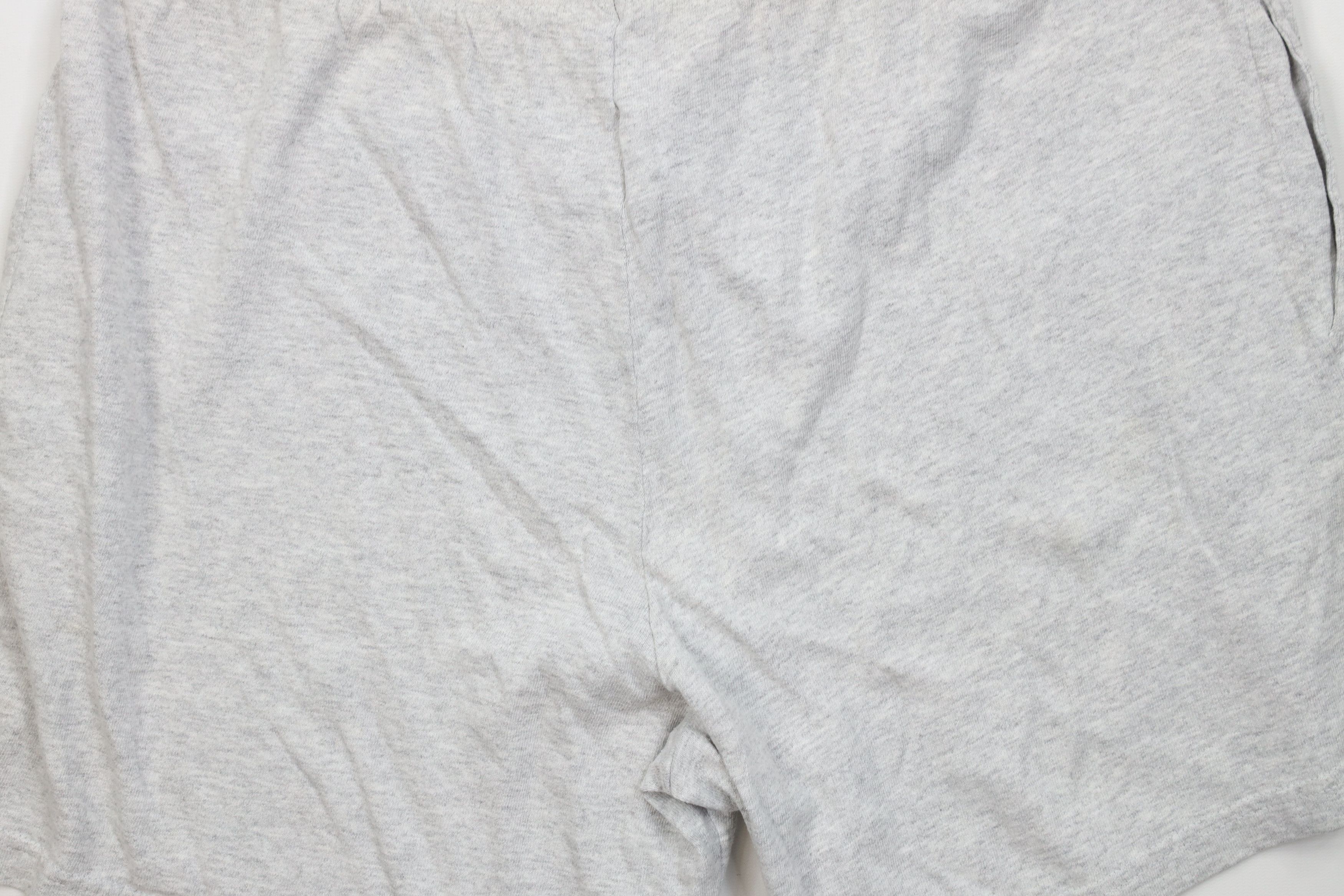 Nike Vintage 90s Nike Mini Swoosh Above Knee Shorts Gray USA Size US 34 / EU 50 - 13 Thumbnail