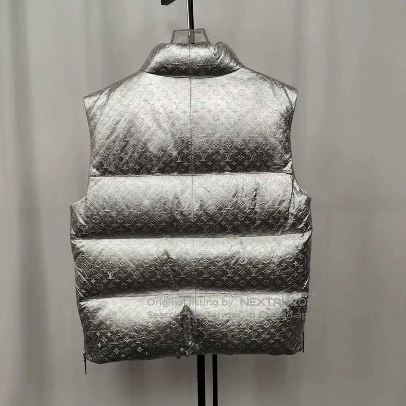 Other Louis Vuitton Silver full print down vest Size XS / US 0-2 / IT 36-38 - 2 Thumbnail
