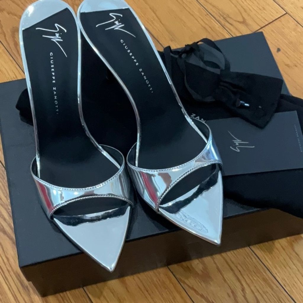 Giuseppe Zanotti Giuseppe Zanotti Intrigo 90 Sandal, Size: EU 37 Size US 7 / IT 37 - 14 Thumbnail