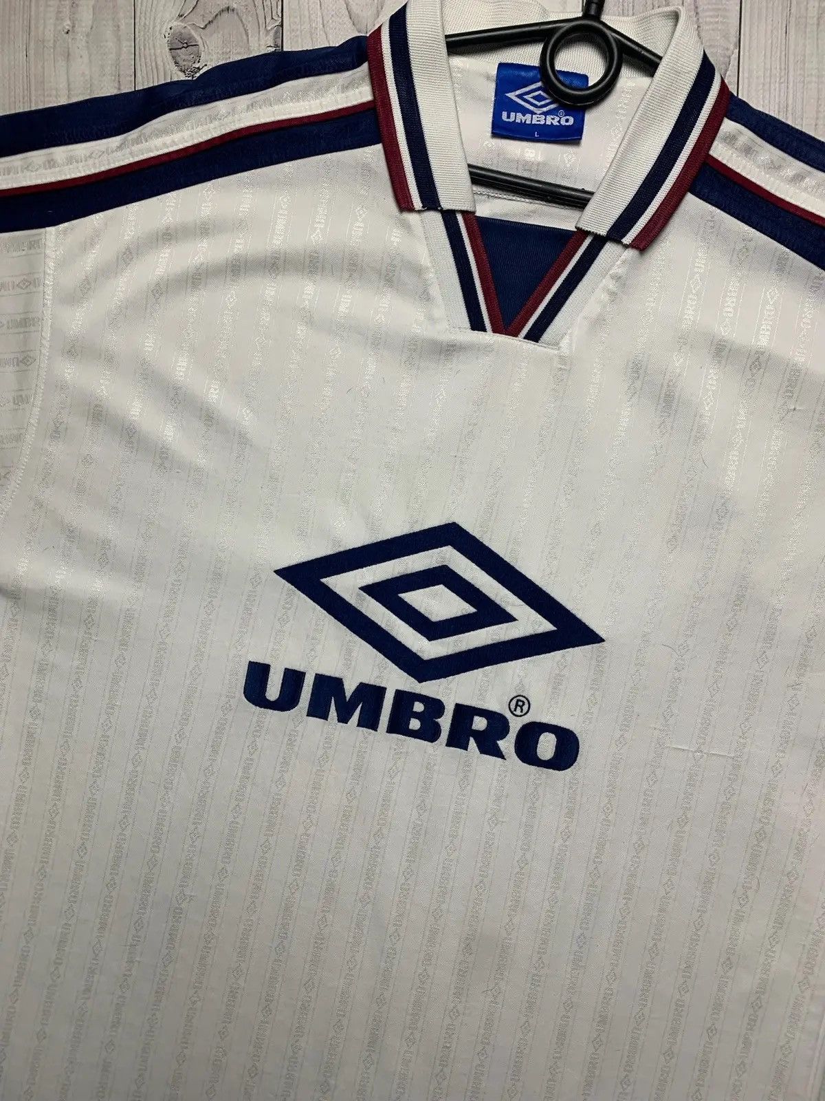 Umbro Vintage Umbro monogram polo rare size M striped Size US L / EU 52-54 / 3 - 2 Thumbnail