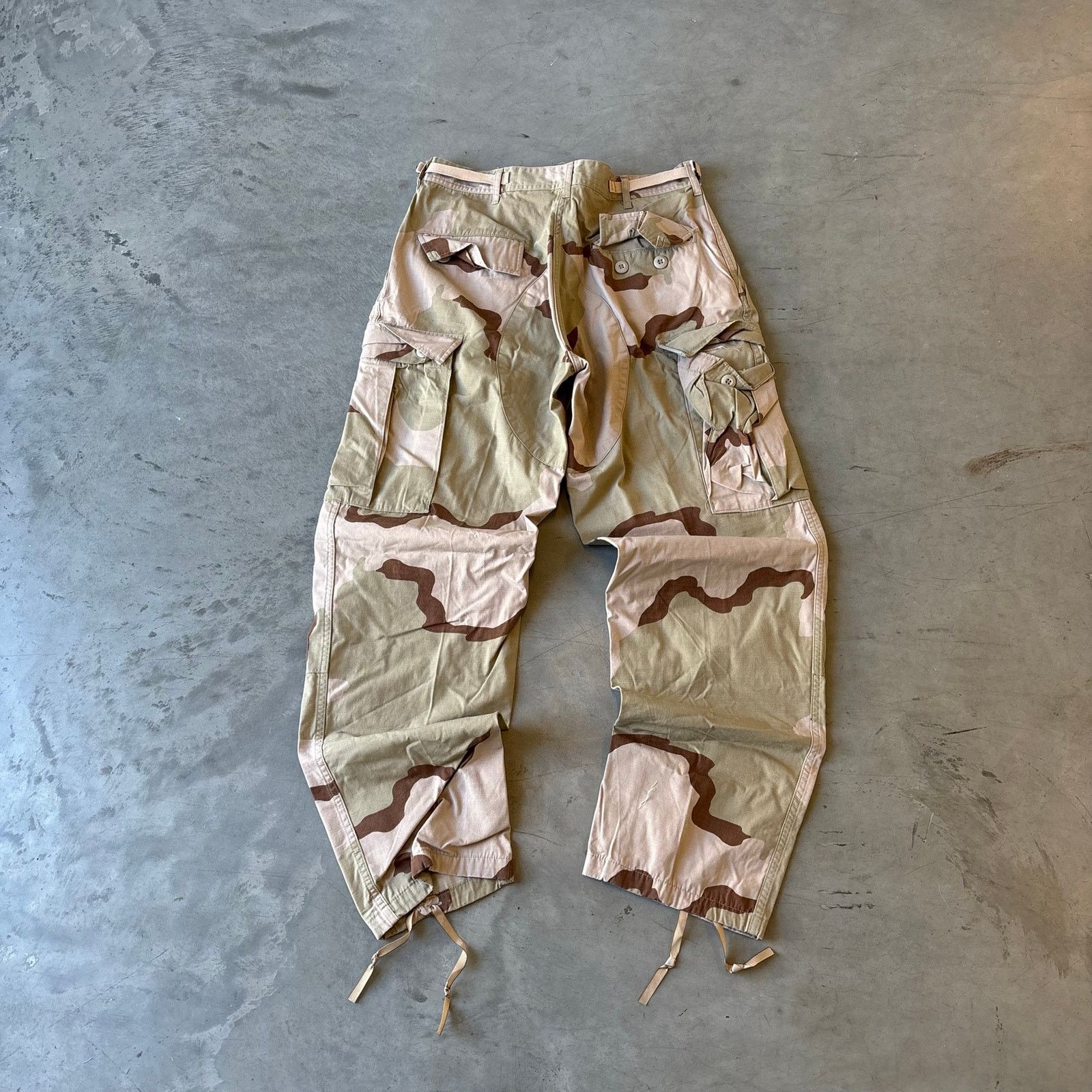Vintage Vintage military camo cargo pants Size US 32 / EU 48 - 2 Thumbnail
