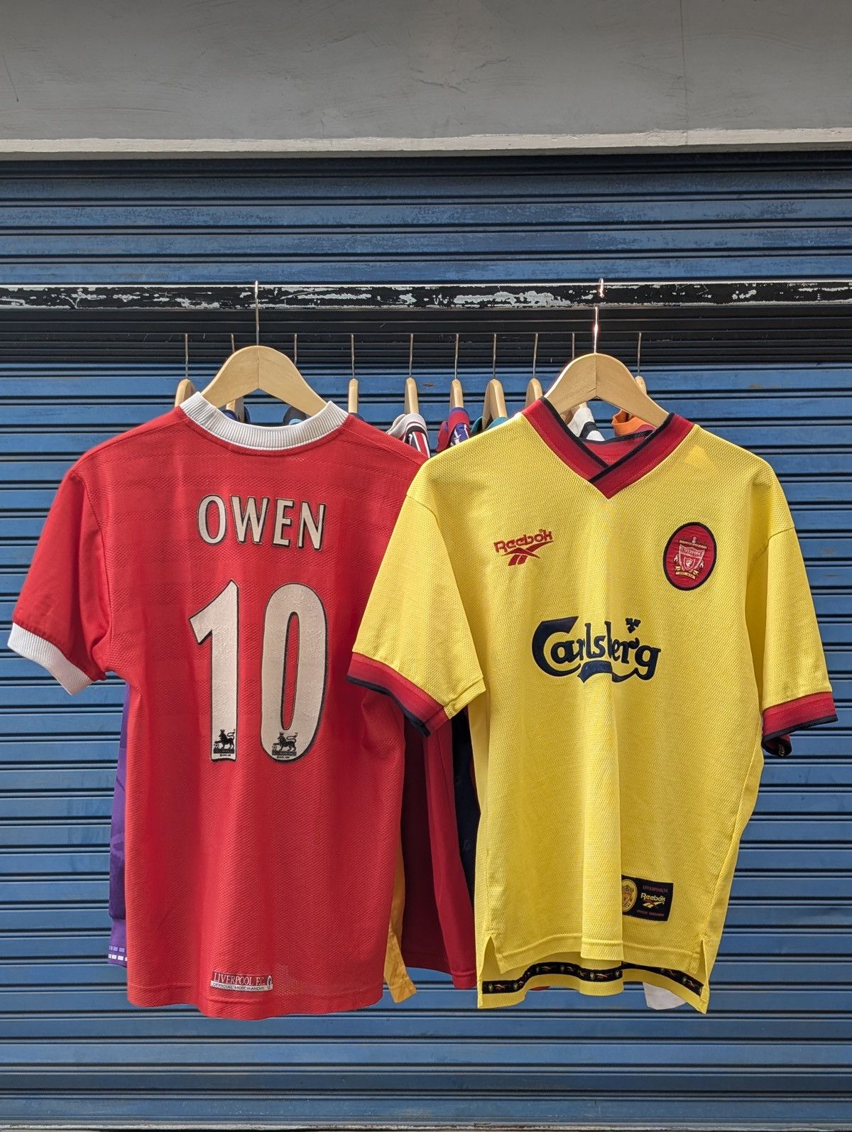 Vintage Liverpool 1998/2000 Home & Liverpool 1997/1999 Away Original Size US M / EU 48-50 / 2 - 2 Thumbnail