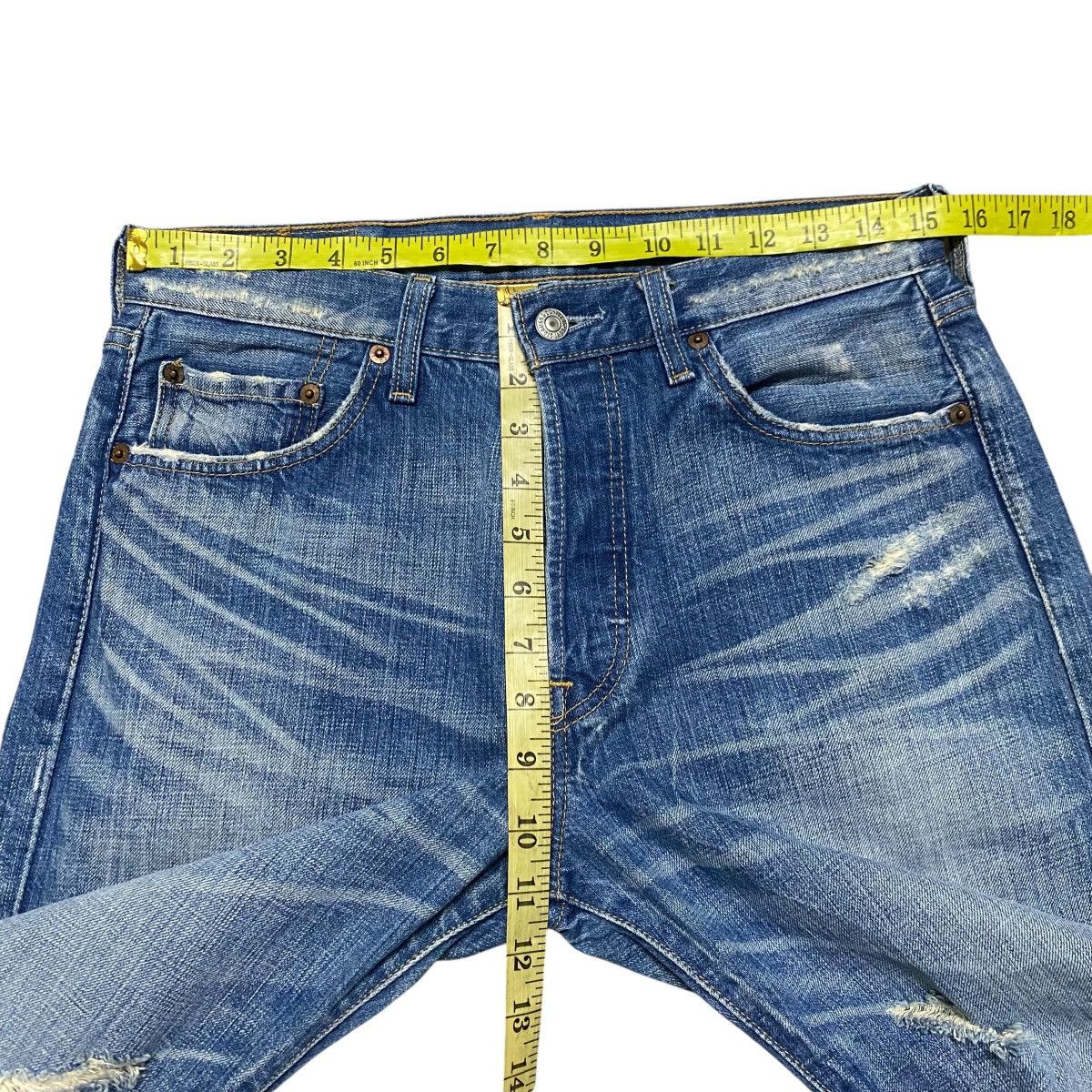 Levi's Vintage Levis 501 Thrashed Jeans Size US 31 - 18 Thumbnail