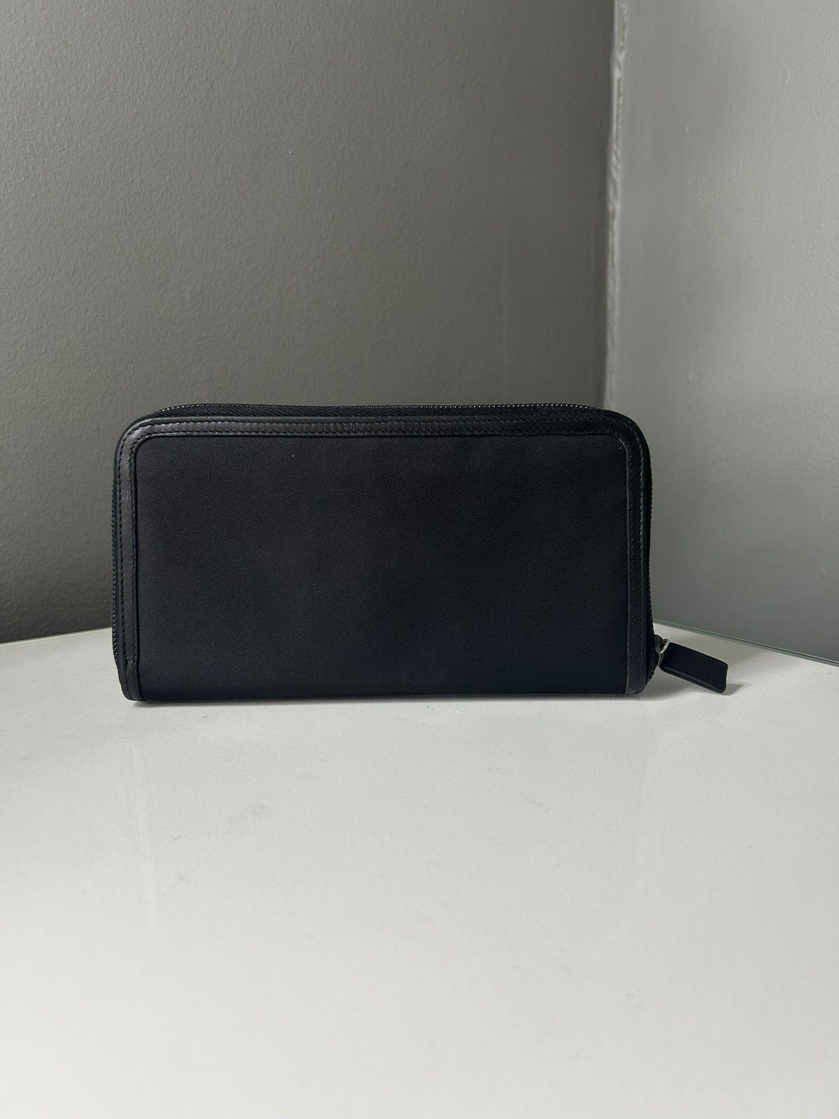 Prada Vintage Prada Nylon Black Zippy Wallet Size ONE SIZE - 10 Thumbnail