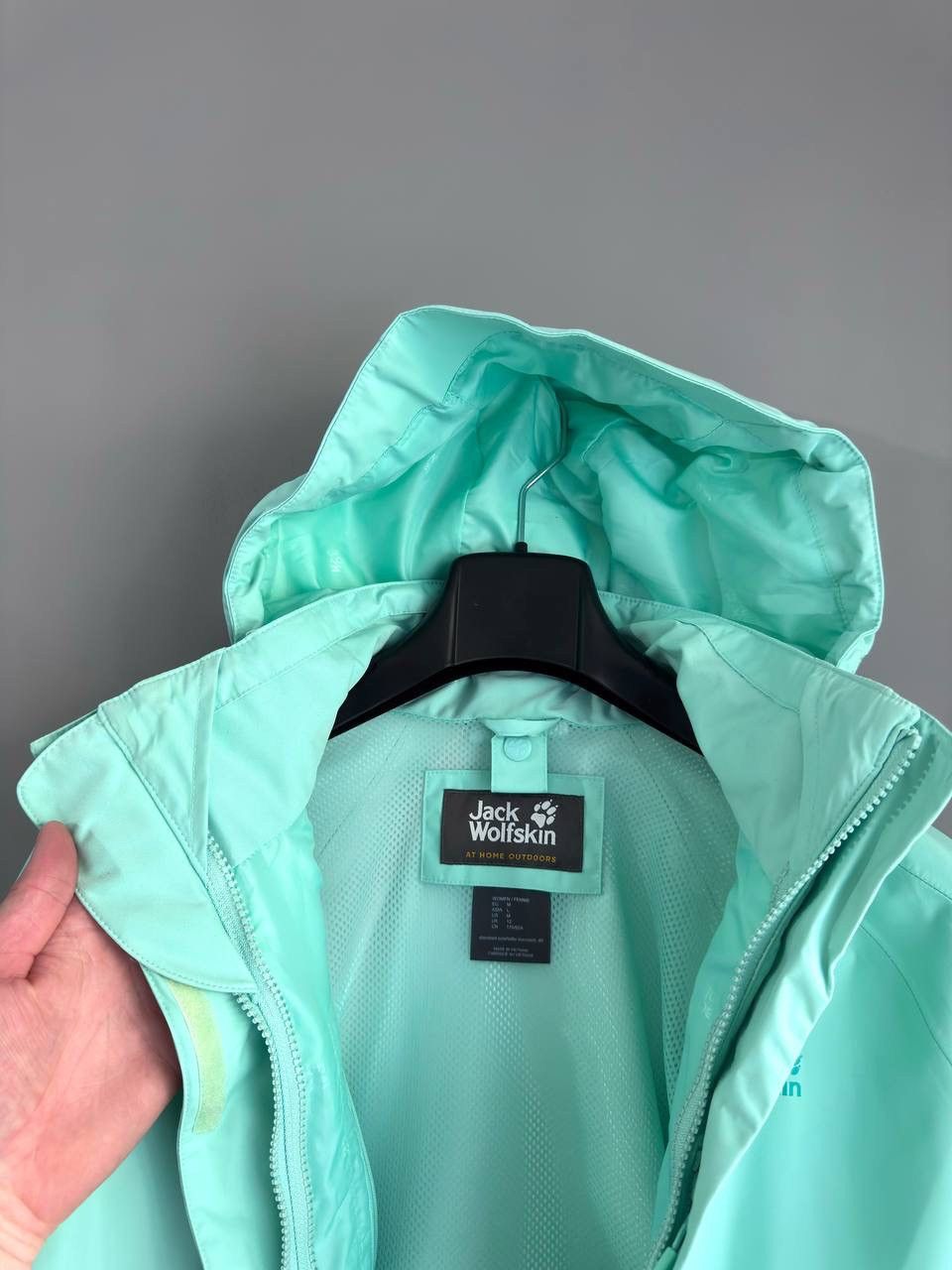 Jack Wolfskin Jack Wolfskin The Esmeraldas Women Waterproof Outdoor Jacket Size US M / EU 48-50 / 2 - 19 Thumbnail