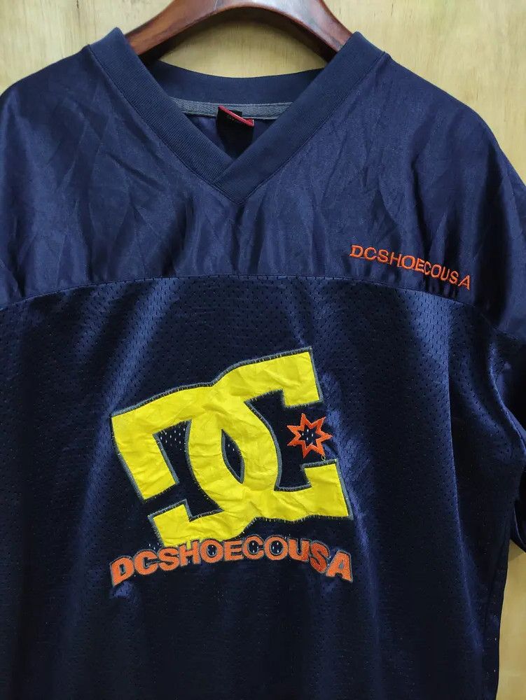 DC DC SHOES CO USA VINTAGE BASKETBALL JERSEY Size US L / EU 52-54 / 3 - 3 Thumbnail