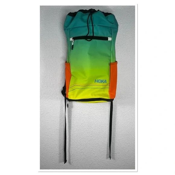 Hoka Hoka One One Ocean Mist Gradient Field Backpack Lightweight Size ONE SIZE - 1 Preview