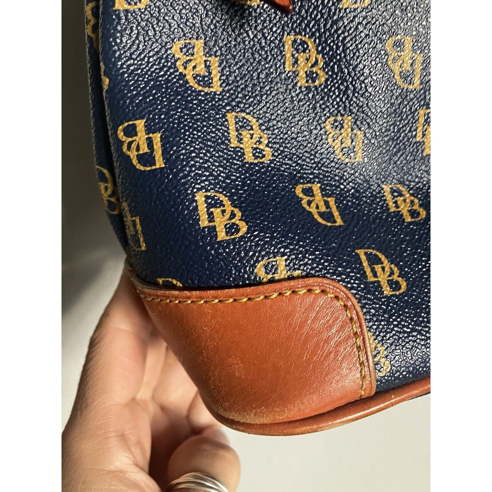 Dooney & Bourke Dooney & Bourke Gretta Hobo Navy Shoulder EUC Classic Size ONE SIZE - 4 Thumbnail
