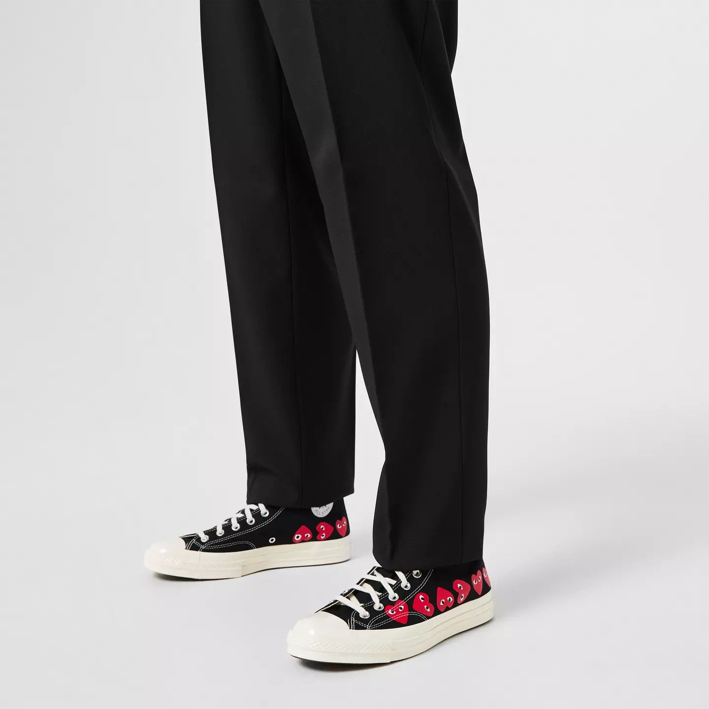 Comme des Garcons PLAY o1g2r1mq0426 Multi Heart High Top Trainers in Black Size US 7 / EU 40 - 2 Thumbnail