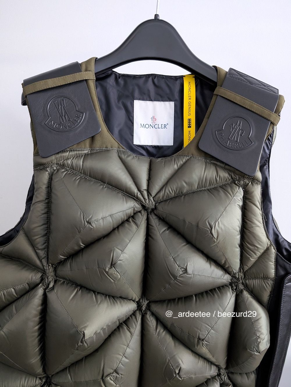 Moncler Genius × Pharrell *NEW* RARE PHARRELL HOLLY QUILTED PUFFER DOWN VEST FW23 Size US M / EU 48-50 / 2 - 6 Thumbnail