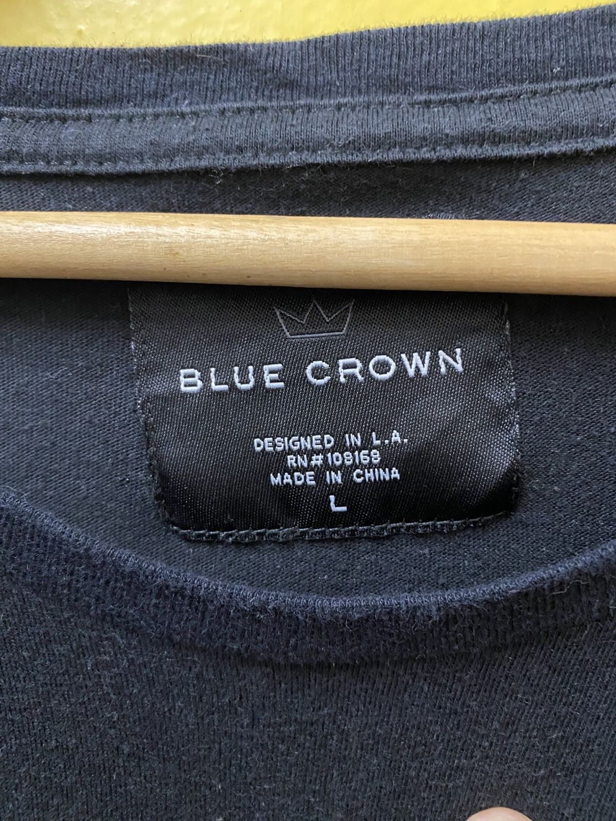 The Unbranded Brand Blue Crown Single Poket Crewneck Tee Size US L / EU 52-54 / 3 - 4 Thumbnail