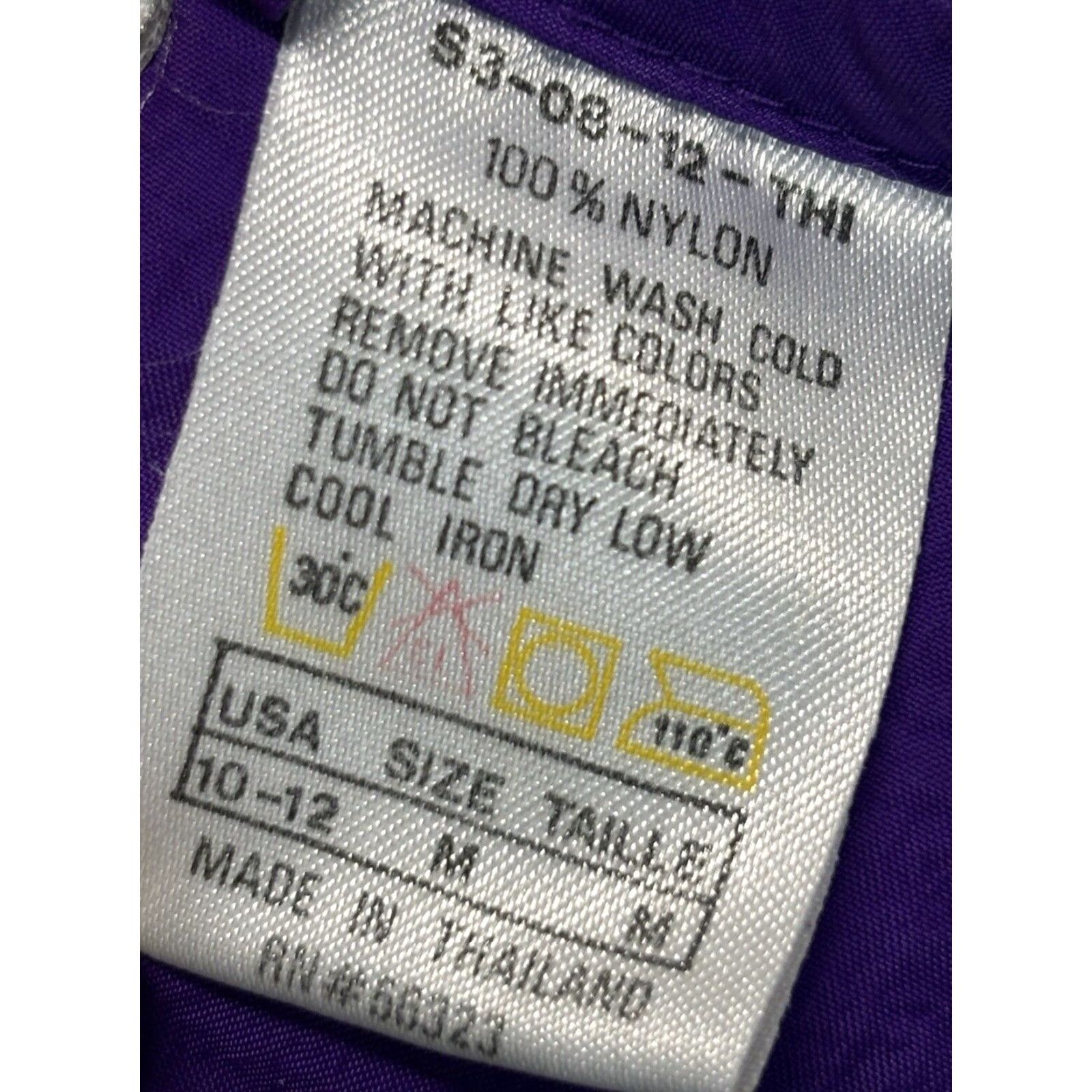 Nike VINTAGE Nike Windbreaker Jacket Women Medium Purple Hooded Mid-Length 90s Nylon Windbreaker, Zip Closure, Activewear, Regular Size, Womens Size M / US 6-8 / IT 42-44 - 8 Thumbnail