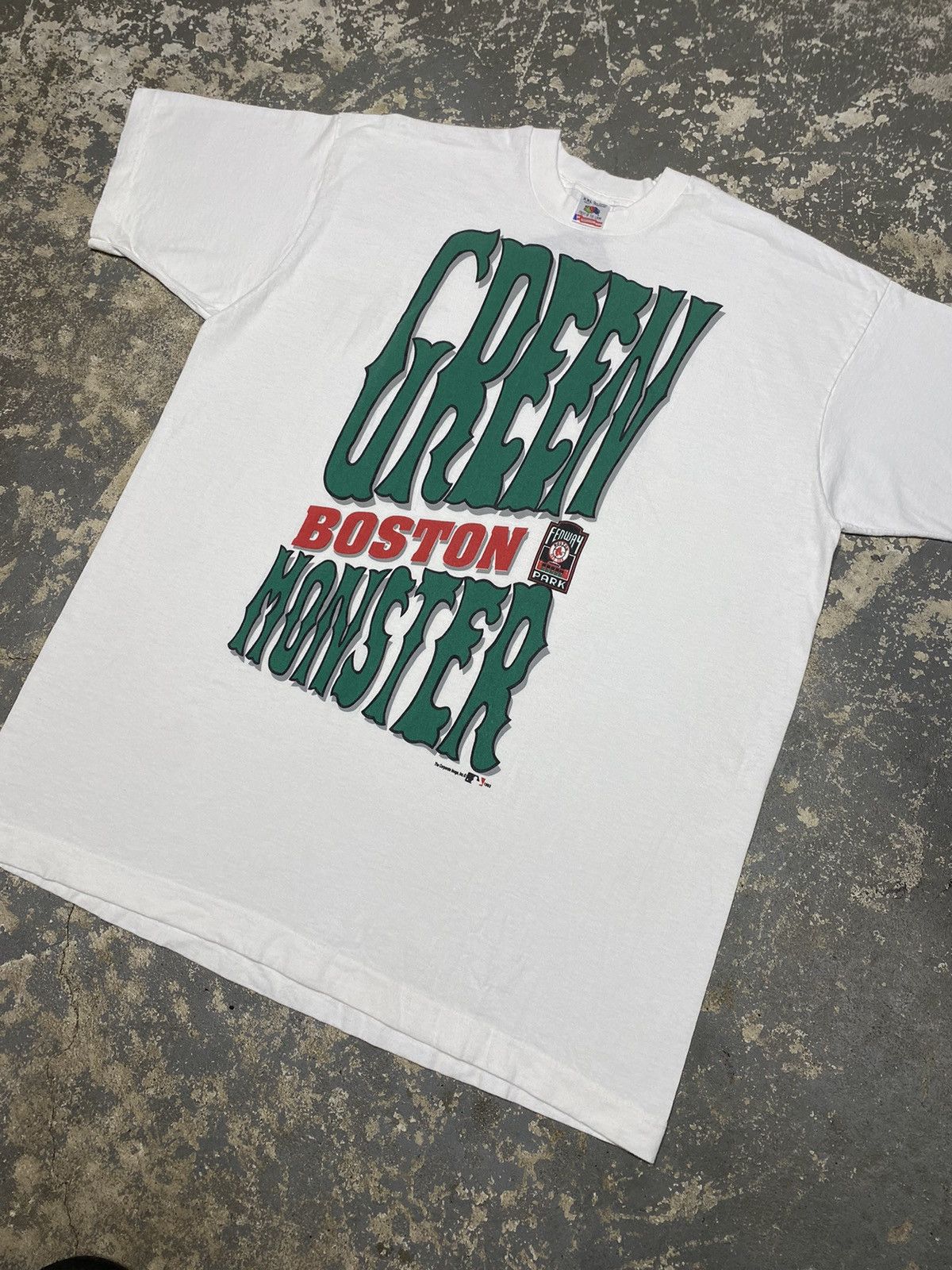 MLB × Vintage Vintage Green Monster Boston Red Sox MLB 1993 Tshirt Size US XXL / EU 58 / 5 - 2 Thumbnail