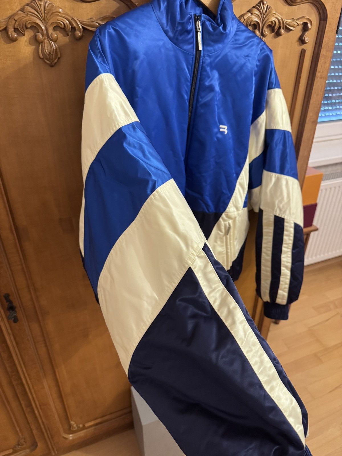 Balenciaga Balenciaga Padded Tracksuit Bomber Jacket Blue White Size US S / EU 44-46 / 1 - 9 Thumbnail