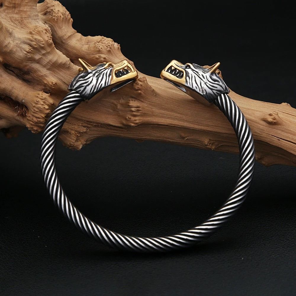 Vintage Classic Vintage Vikings Double Wolf Head Bracelet Size ONE SIZE - 2 Thumbnail