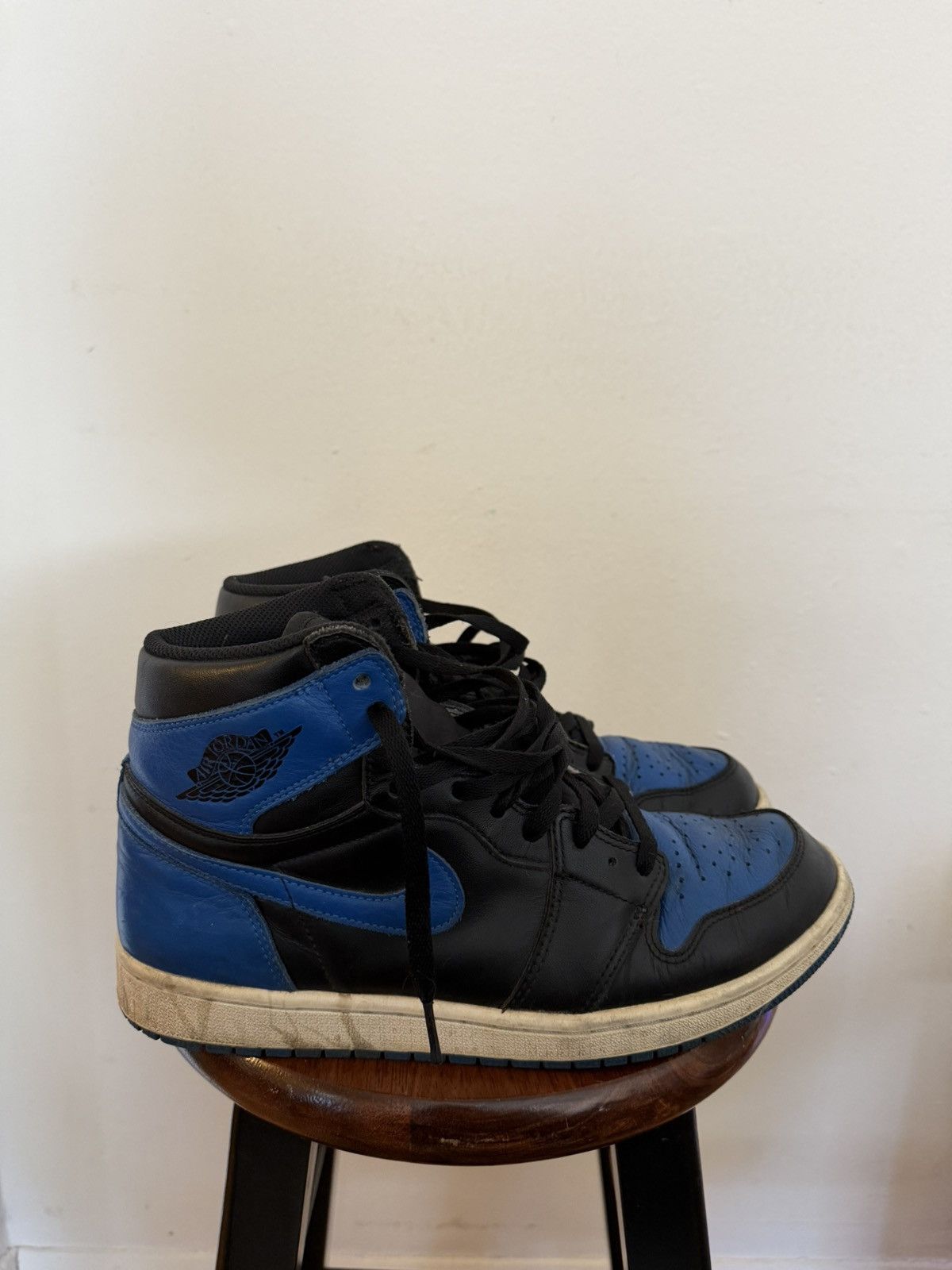 Jordan Brand Jordan 1 Royal Retro (2017) Size US 10.5 / EU 43-44 - 2 Thumbnail