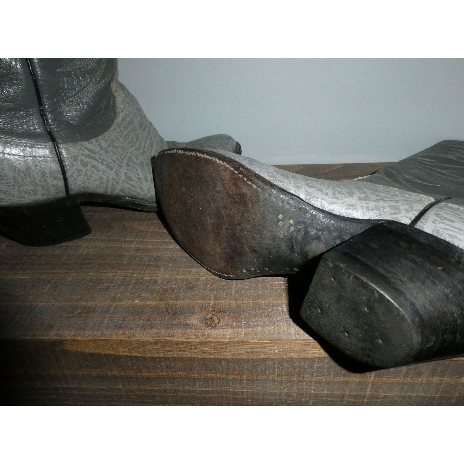 Dan Post DAN POST size 6 western cowgirl boots, texture gray Size US 6 / IT 36 - 3 Thumbnail