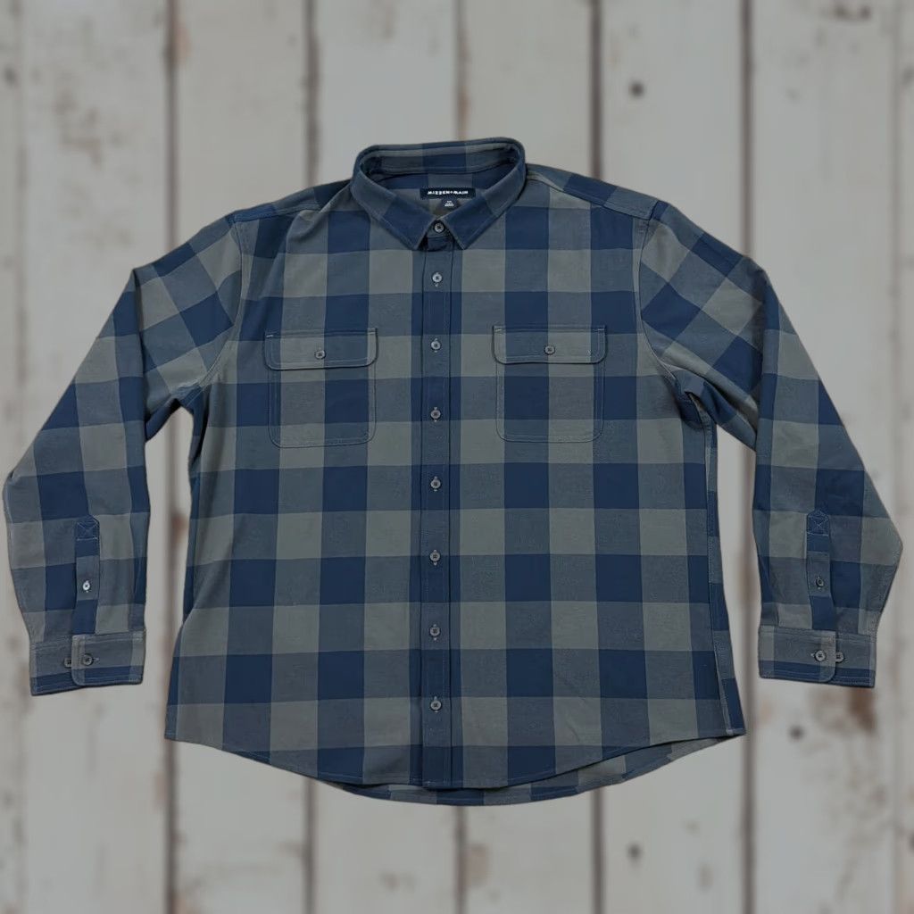 Mizzen+Main Shirt Mens M Blue Plaid Long Sleeve Casual Pockets Stretch Button-Up