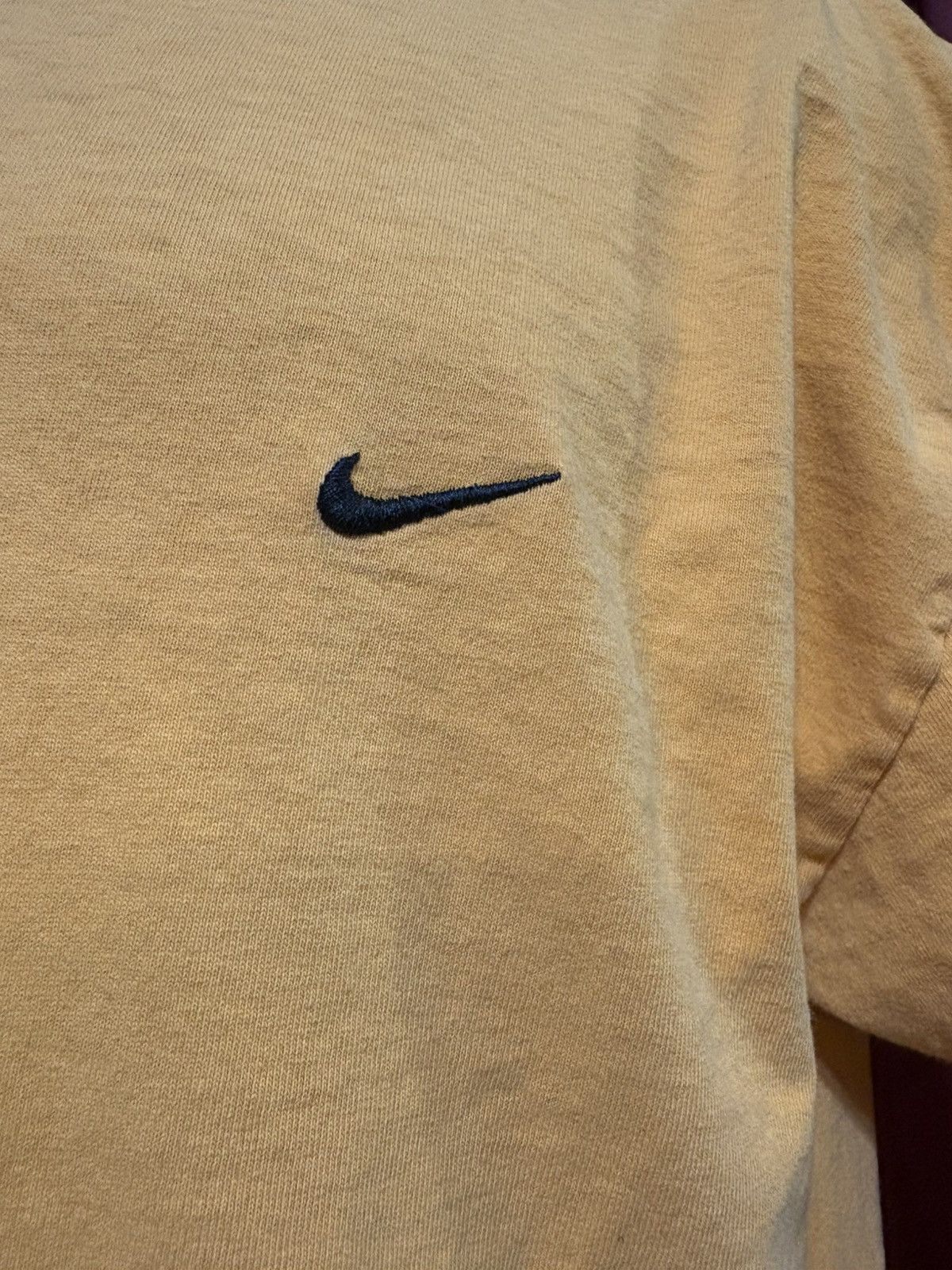 Nike Vintage Nike Swoosh Tshirt 90’s Peachy Orange Black Swoosh Size US L / EU 52-54 / 3 - 2 Thumbnail