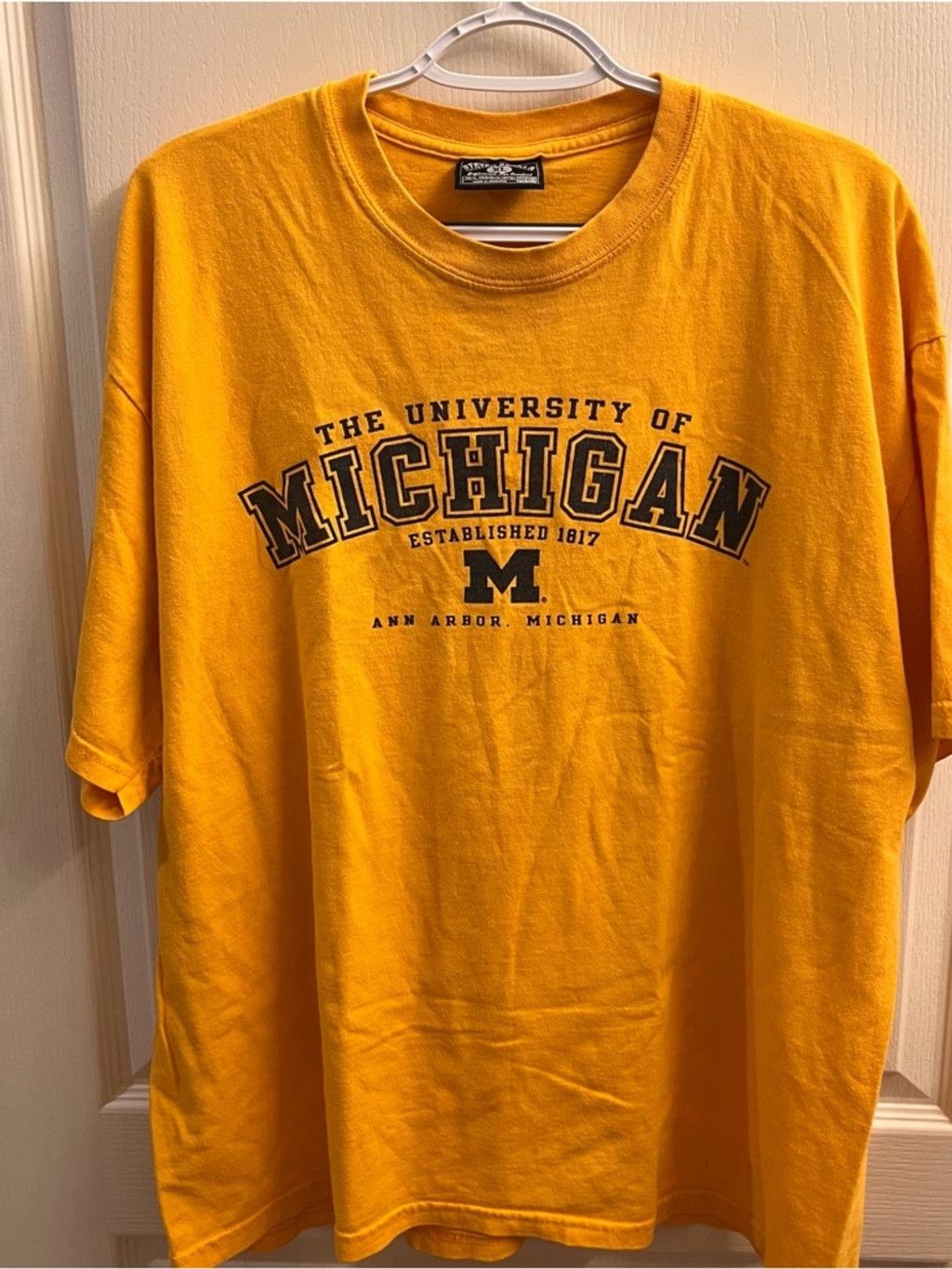 Steve And Barrys Steve&Barrys University of Michigan Short-Sleeve T-Shirt Size US XL / EU 56 / 4 - 1 Thumbnail