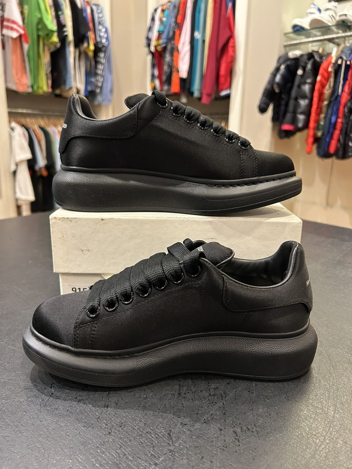 Alexander McQueen Alexander McQueen Oversized Sneaker Satin Size US 6 / IT 36 - 2 Thumbnail