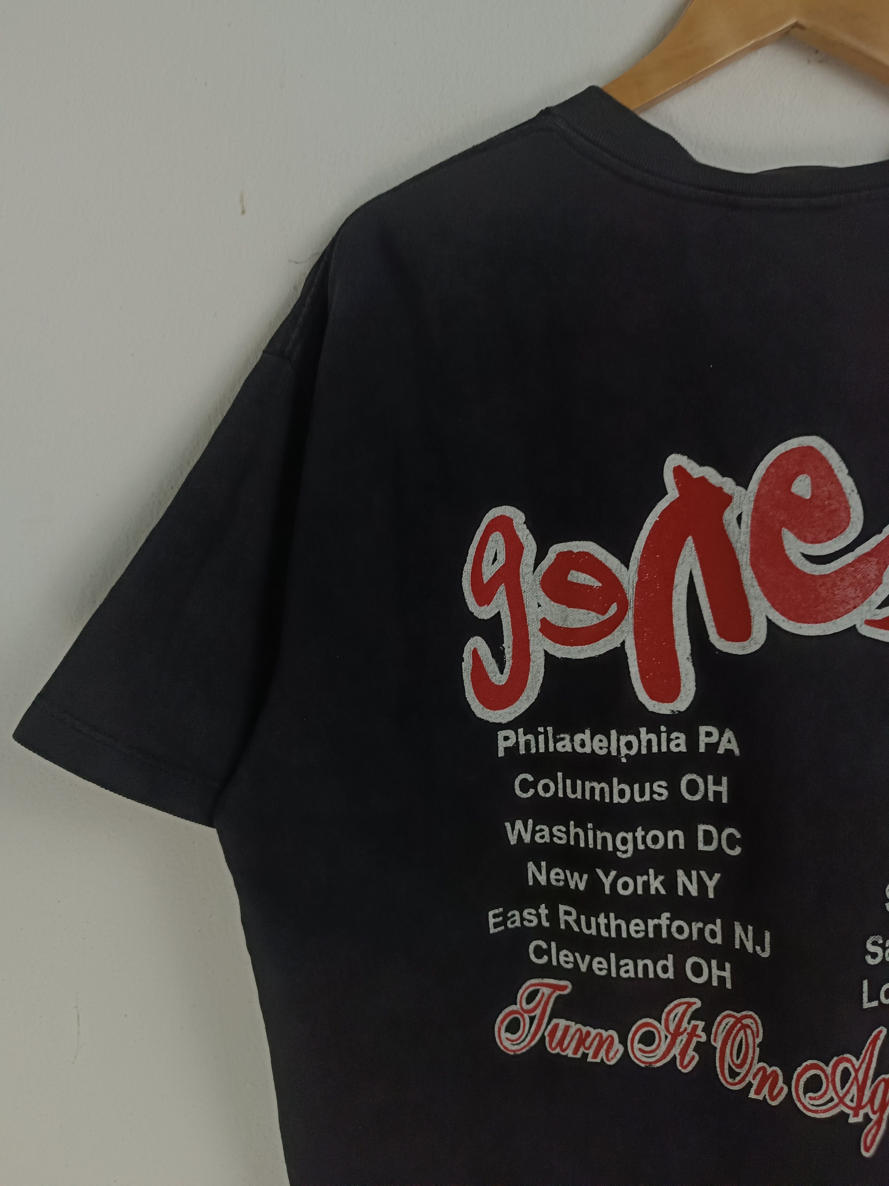 Band Tees FADED VINTAGE GENESIS TURN IT ON TOUR TEE floyd journey Size US XL / EU 56 / 4 - 13 Thumbnail