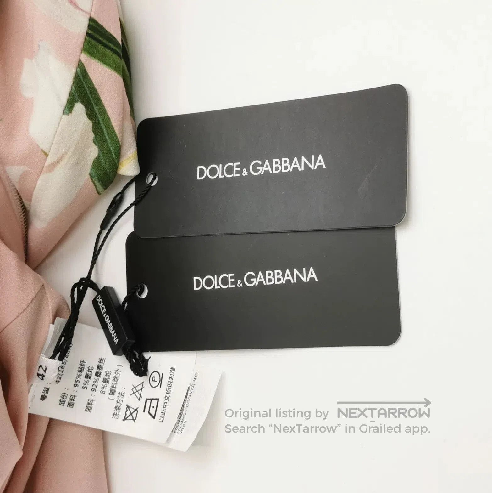 Dolce & Gabbana New DG Women's Dress. Size M / US 6-8 / IT 42-44 - 4 Thumbnail