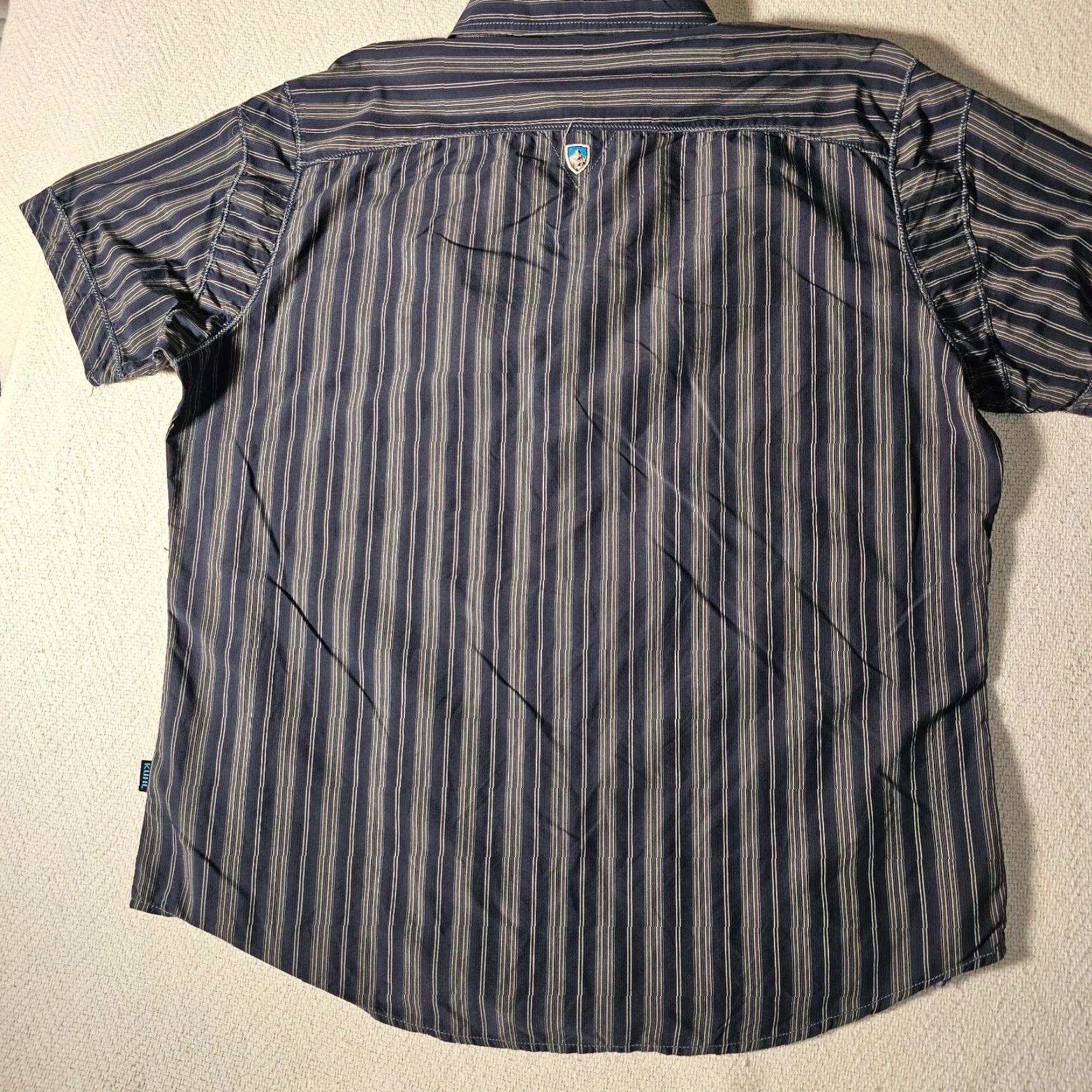 Vintage Kuhl Men's Medium Navy Stripe Nylon Hiking Shirt Button Up Short Sleeve Pocket Size US M / EU 48-50 / 2 - 7 Thumbnail