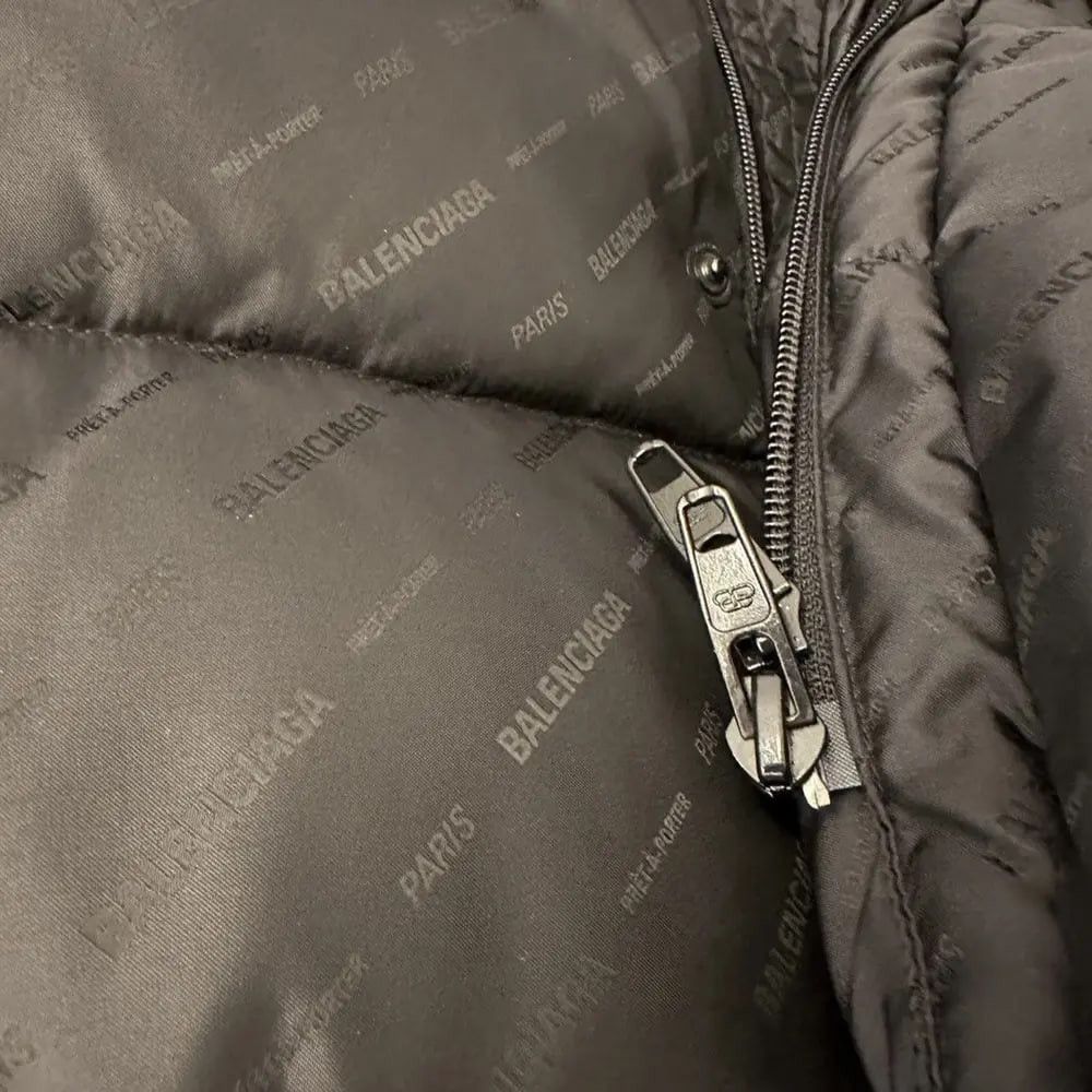 Balenciaga BALENCIAGA C SHAPE PUFFER Size US M / EU 48-50 / 2 - 6 Thumbnail