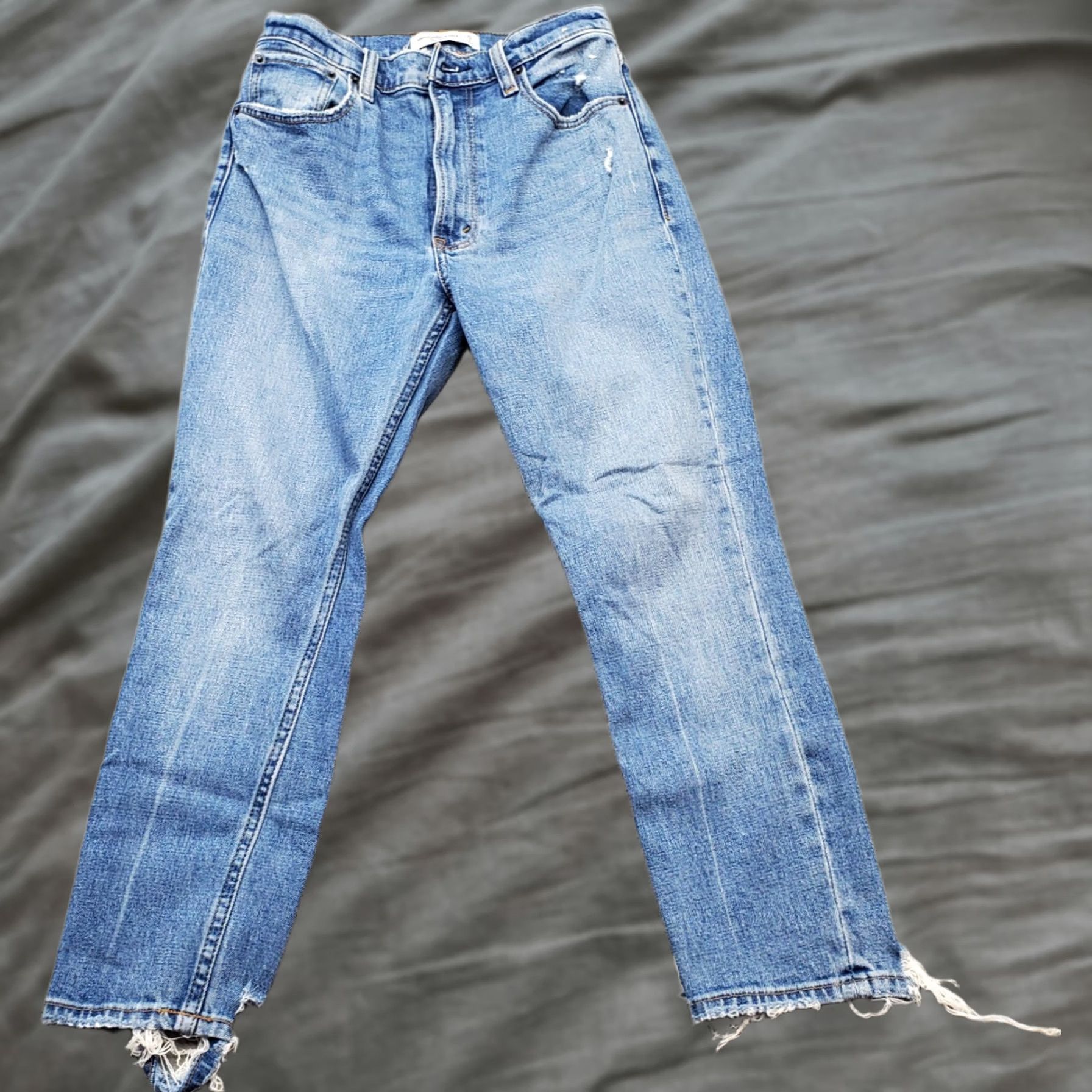 Abercrombie & Fitch Abercrombie & Fitch The Skinny High Rise Jeans Womens Size 0 Blue Denim Distressed Jeans Size 25" / US 0 / IT 36 - 1 Thumbnail